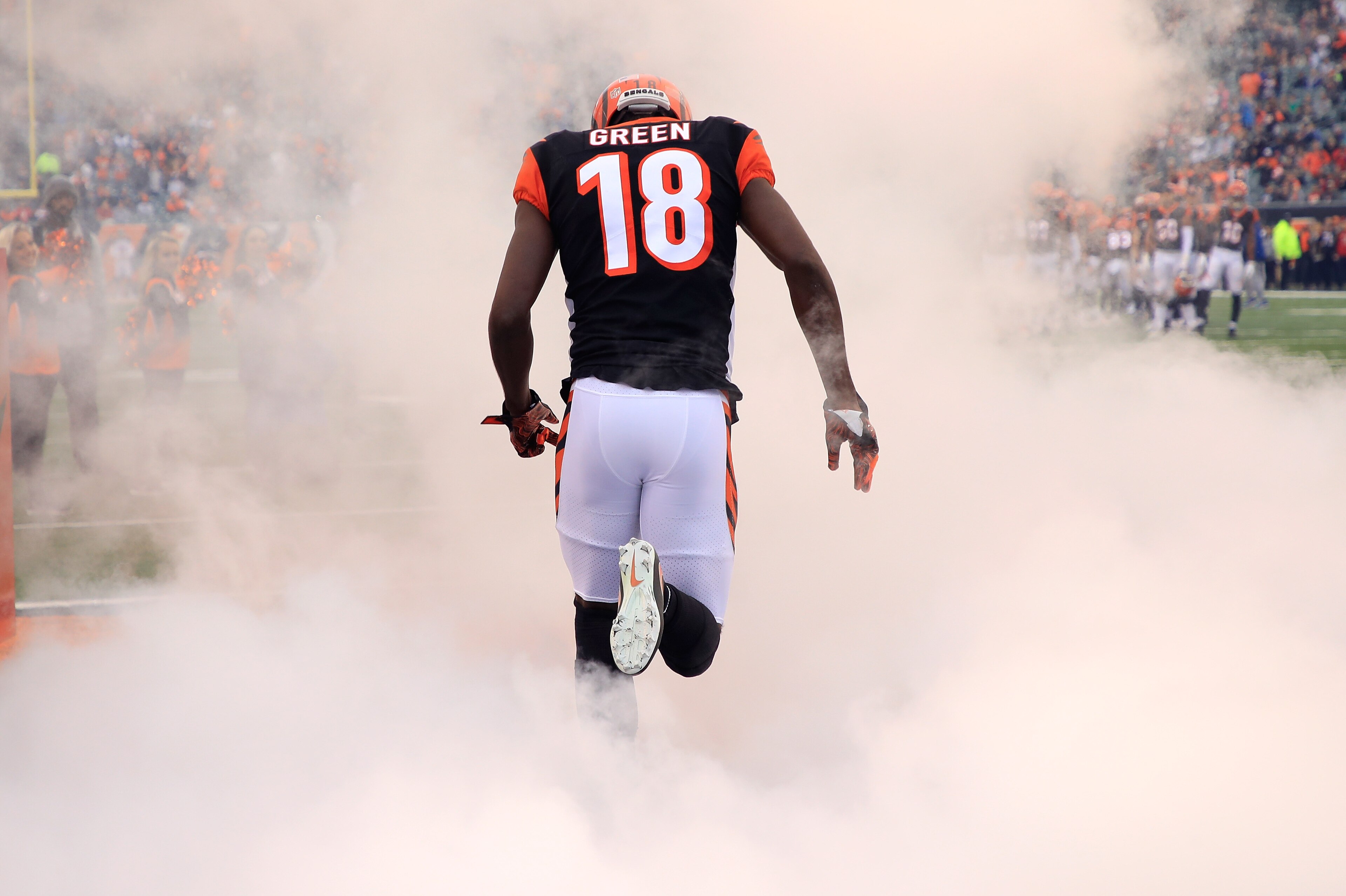 CINCINNATI, OH - OCTOBER 28: A.J. Green #18 of the Cincinnati Bengals runs onto the field before the game against the Tampa Bay Buccaneers at Paul Brown Stadium on October 28, 2018 in Cincinnati, Ohio. (Photo by Andy Lyons/Getty Images) CINCINNATI, OH - OCTOBER 28: A.J. Green #18 of the Cincinnati Bengals runs onto the field before the game against the Tampa Bay Buccaneers at Paul Brown Stadium on October 28, 2018 in Cincinnati, Ohio. (Photo by Andy Lyons/Getty Images)