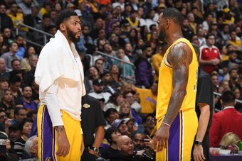 LOS ANGELES, CA - OCTOBER 29: Anthony Davis #3 and LeBron James #23 of the Los Angeles Lakers talk during the game against the Memphis Grizzlies on October 29, 2019 at STAPLES Center in Los Angeles, California. NOTE TO USER: User expressly acknowledges an