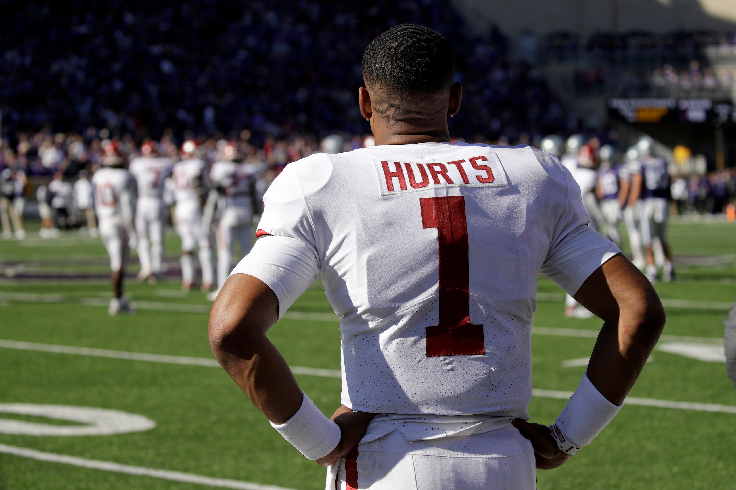 Oklahoma quarterback Jalen Hurts Oklahoma quarterback Jalen Hurts