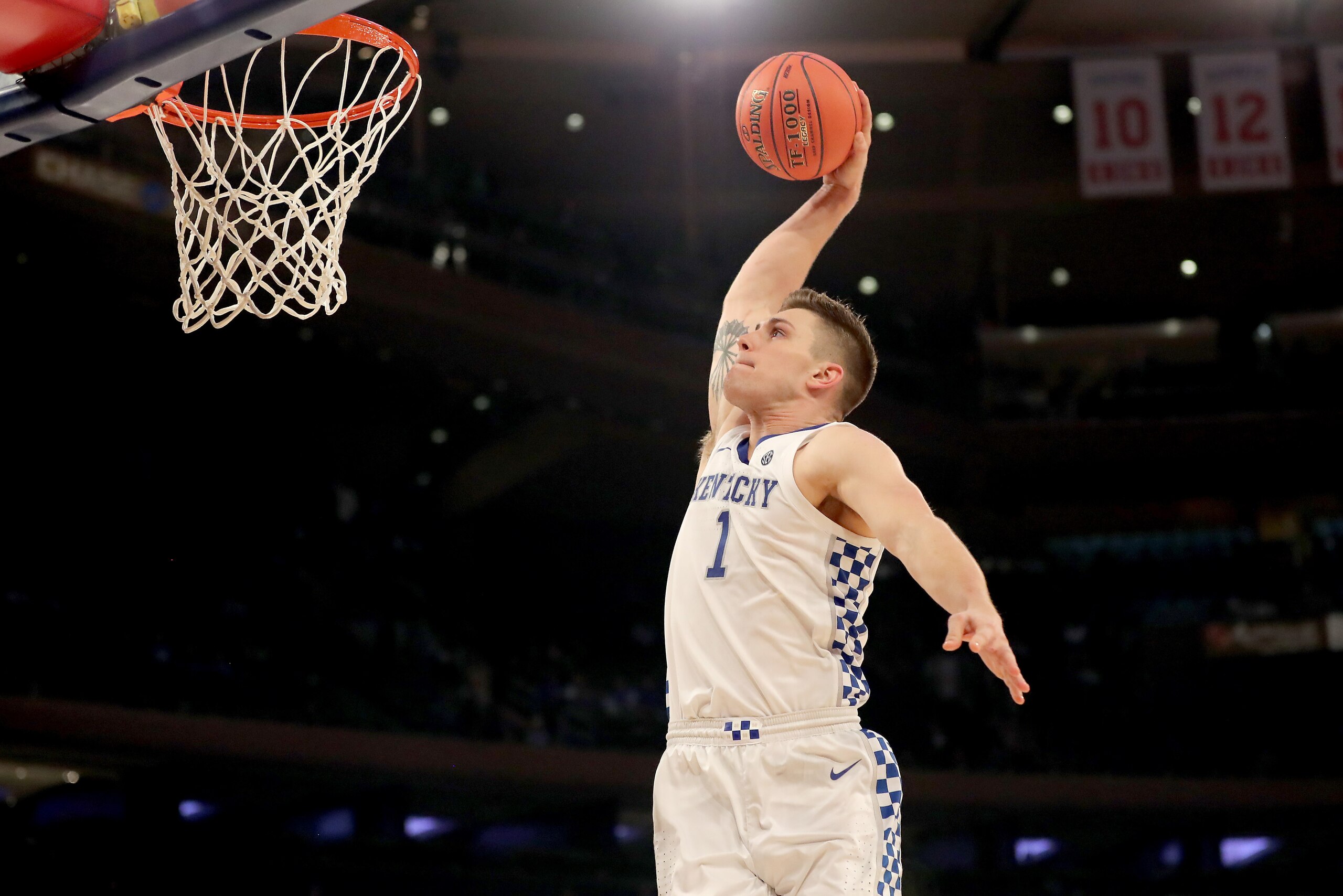 NEW YORK, NEW YORK - NOVEMBER 05: Nate Sestina #1 of the Kentucky Wildcats dunks in the second half against the Michigan State Spartans during the State Farm Champions Classic at Madison Square Garden on November 05, 2019 in New York City.Duke Blue Devils