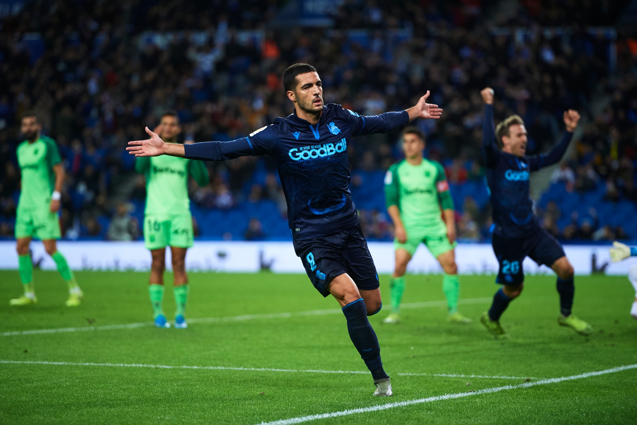SAN SEBASTIAN, SPAIN - NOVEMBER 08: Mikel Merino of Real Sociedad  celebrates after scoring goal  during the Liga match between Real Sociedad and CD Leganes at Estadio Anoeta on November 08, 2019 in San Sebastian, Spain. (Photo by Juan Manuel Serrano Arce