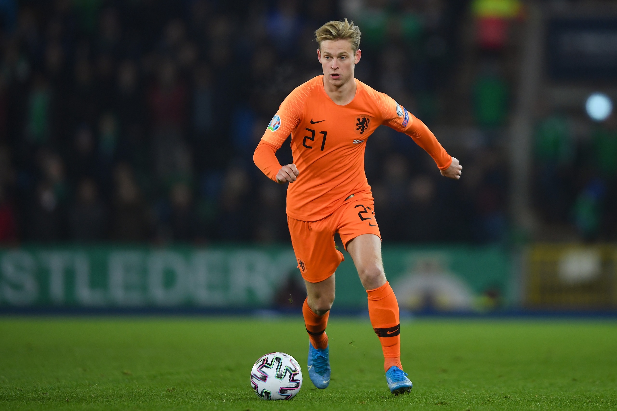BELFAST, NORTHERN IRELAND - NOVEMBER 16: Frenckie de Jong of Netherlands in action during the UEFA Euro 2020 qualifier between Northern Ireland  and The Netherlands at Windsor Park on November 16, 2019 in Belfast, Northern Ireland. (Photo by Mike Hewitt/G