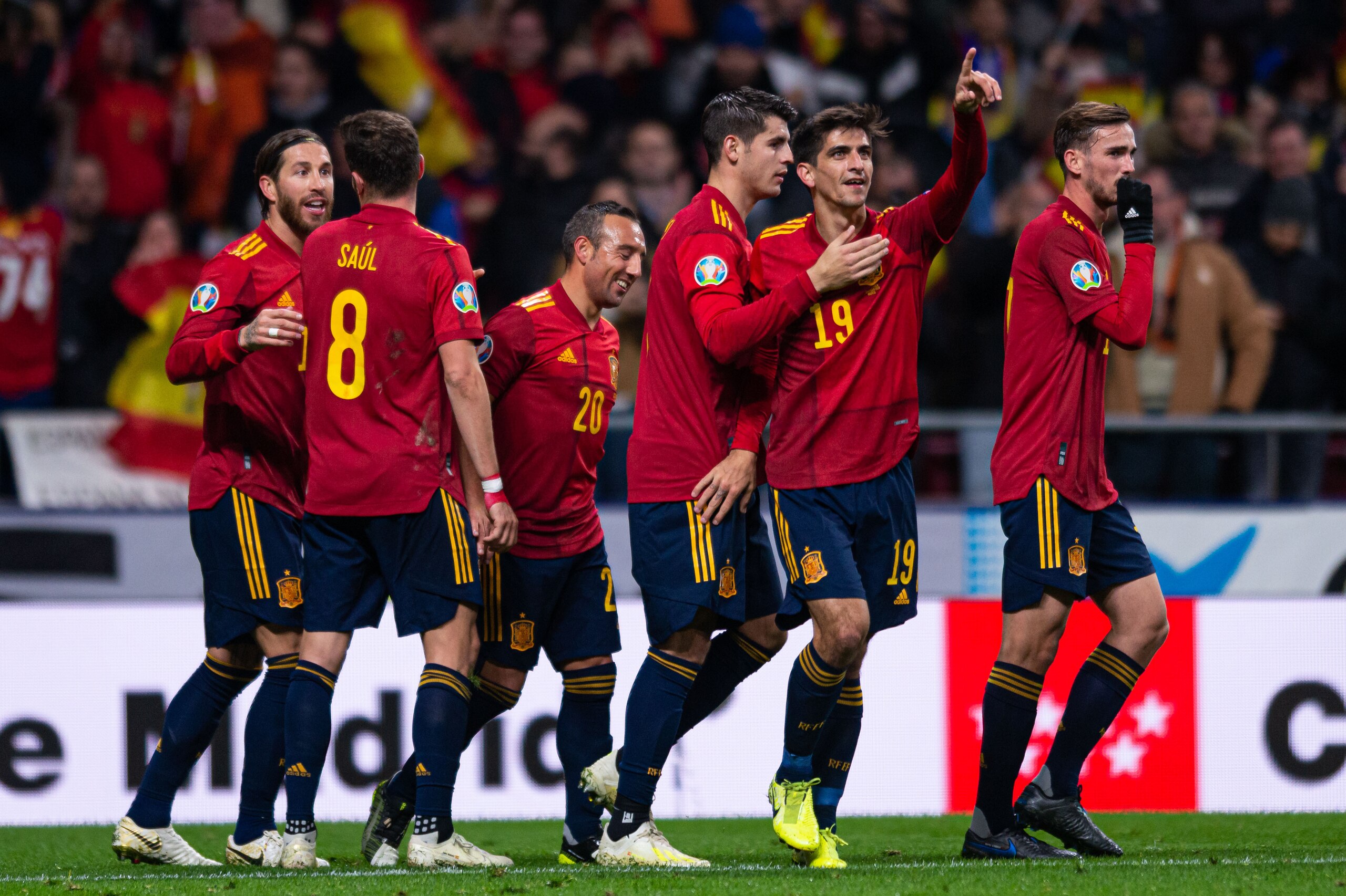 MADRID, SPAIN - NOVEMBER 18: Gerard Moreno of Spain celebrates his team's second goal with team mates during the UEFA Euro 2020 Qualifier between Spain and Romania on November 18, 2019 in Madrid, Spain. (Photo by TF-Images/Getty Images)