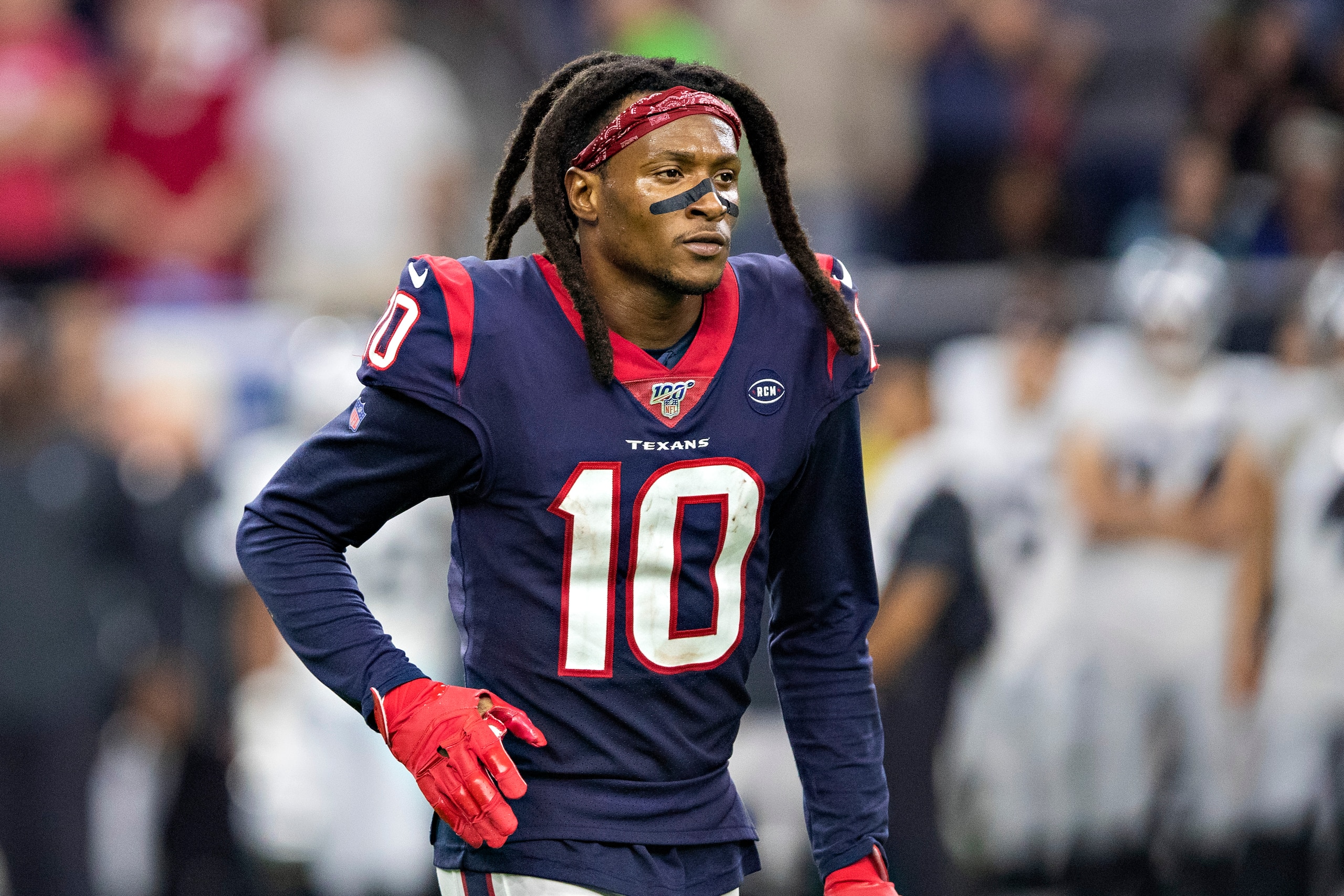HOUSTON, TX - OCTOBER 27:  DeAndre Hopkins #10 of the Houston Texans jogs to the sidelines during a game against the Oakland Raiders at NRG Stadium on October 27, 2019 in Houston, Texas.  The Texans defeated the Raiders 27-24.  (Photo by Wesley Hitt/Getty