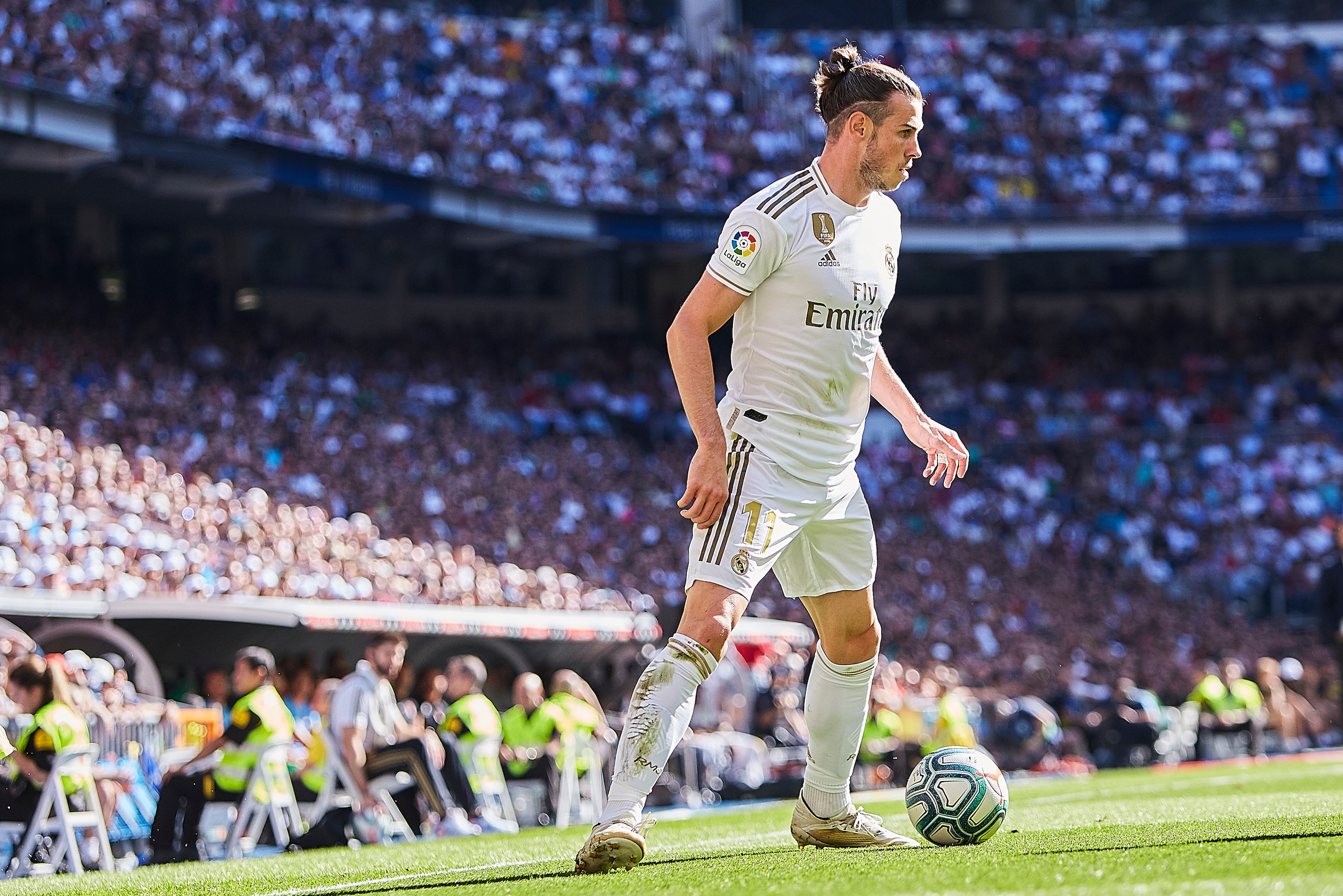 MADRID, SPAIN - OCTOBER 05: Gareth Bale of Real Madrid in action during the Liga match between Real Madrid CF and Granada CF at Estadio Santiago Bernabeu on October 05, 2019 in Madrid, Spain. (Photo by Quality Sport Images/Getty Images) MADRID, SPAIN - OCTOBER 05: Gareth Bale of Real Madrid in action during the Liga match between Real Madrid CF and Granada CF at Estadio Santiago Bernabeu on October 05, 2019 in Madrid, Spain. (Photo by Quality Sport Images/Getty Images)