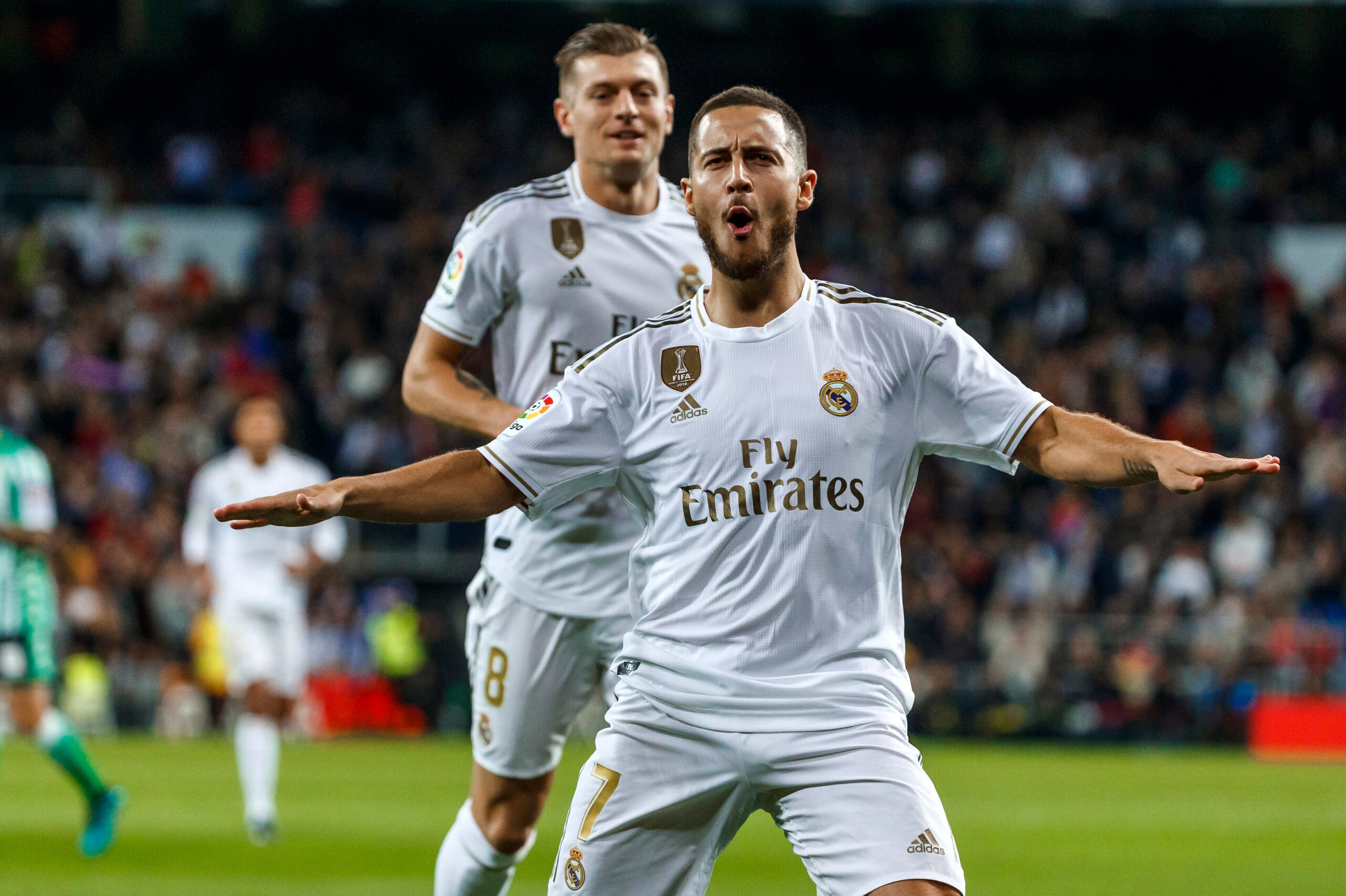 MADRID, SPAIN - NOVEMBER 02: Eden Hazard of Real Madrid celebrates his goal with team mates during the Liga match between Real Madrid CF and Real Betis Balompie at Estadio Santiago Bernabeu on November 2, 2019 in Madrid, Spain. (Photo by TF-Images/Getty I
