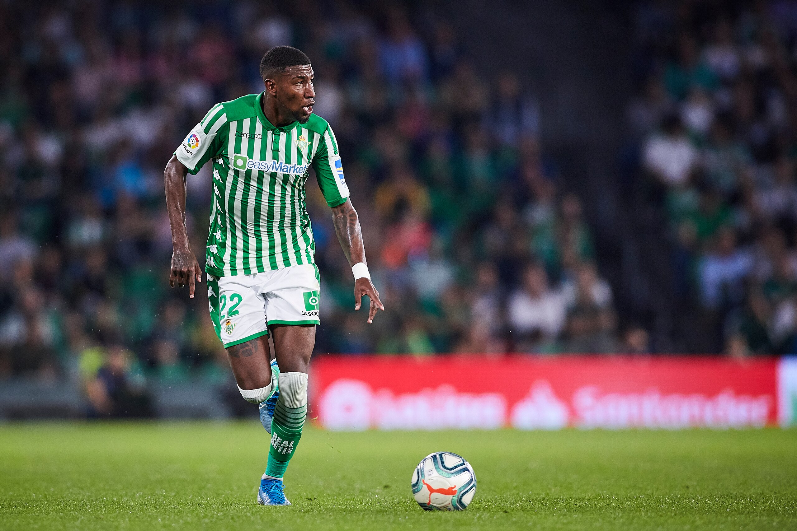 SEVILLE, SPAIN - OCTOBER 30: Emerson of Real Betis in action during the Liga match between Real Betis Balompie and RC Celta de Vigo at Estadio Benito Villamarin on October 30, 2019 in Seville, Spain. (Photo by Quality Sport Images/Getty Images)