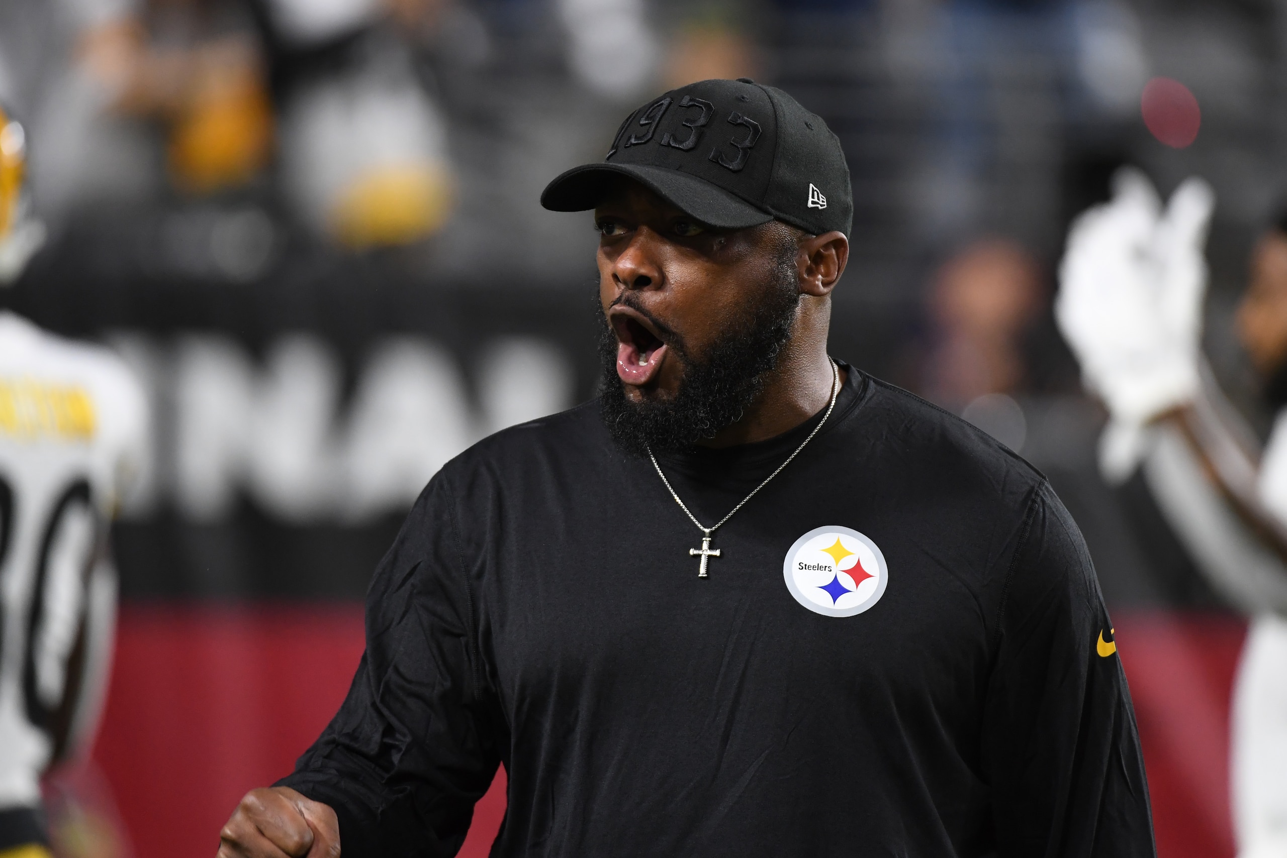 GLENDALE, ARIZONA - DECEMBER 08: Head coach Mike Tomlin of the Pittsburgh Steelers reacts to the crowd prior to a game against the Arizona Cardinals at State Farm Stadium on December 08, 2019 in Glendale, Arizona. (Photo by Norm Hall/Getty Images) GLENDALE, ARIZONA - DECEMBER 08: Head coach Mike Tomlin of the Pittsburgh Steelers reacts to the crowd prior to a game against the Arizona Cardinals at State Farm Stadium on December 08, 2019 in Glendale, Arizona. (Photo by Norm Hall/Getty Images)