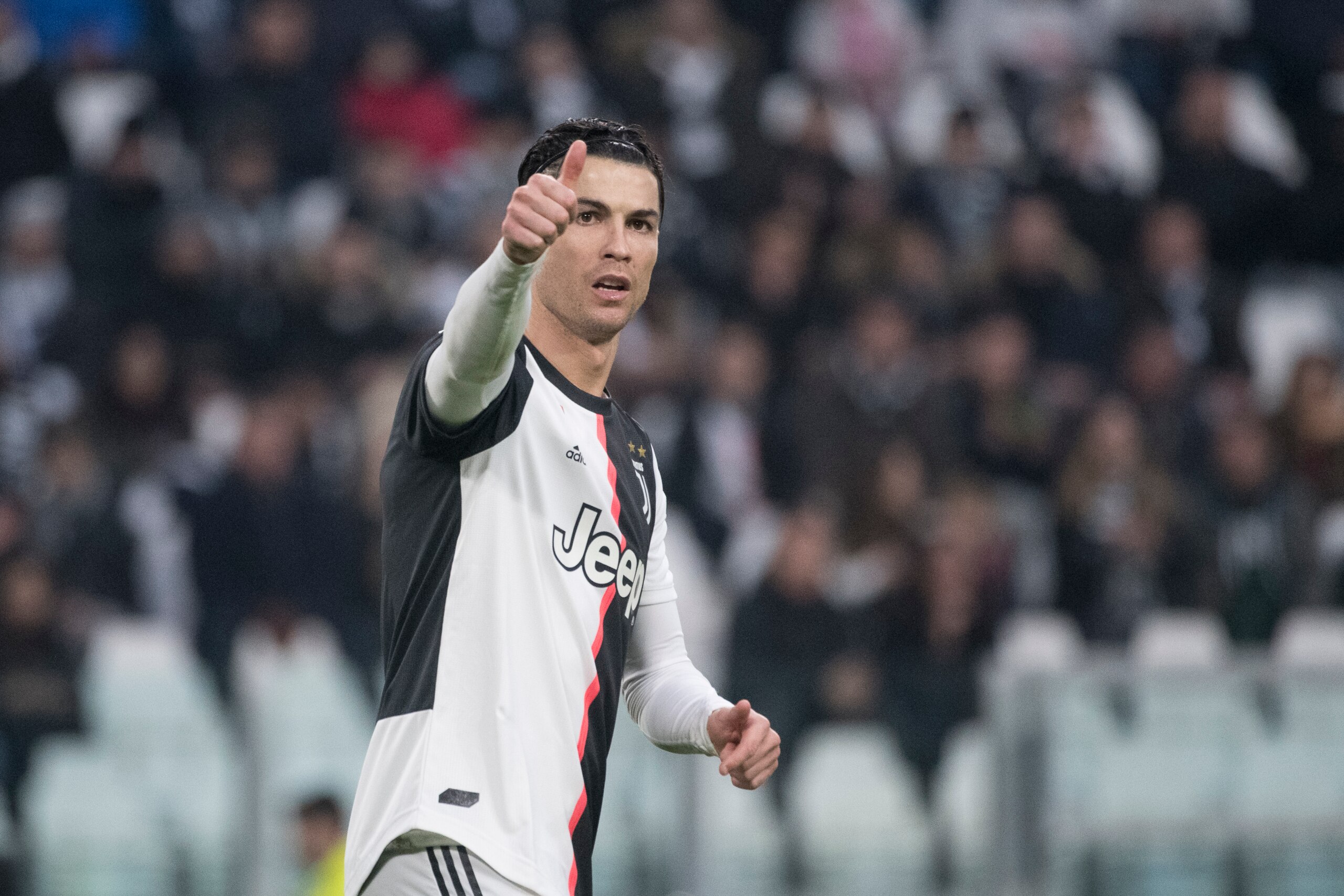 TURIN, ITALY - DECEMBER 15: Cristiano Ronaldo of Juventus FC reacts during the Serie A match between Juventus and Udinese Calcio at Allianz Stadium on December 15, 2019 in Turin, Italy. (Photo by Stefano Guidi/Getty Images) TURIN, ITALY - DECEMBER 15: Cristiano Ronaldo of Juventus FC reacts during the Serie A match between Juventus and Udinese Calcio at Allianz Stadium on December 15, 2019 in Turin, Italy. (Photo by Stefano Guidi/Getty Images)