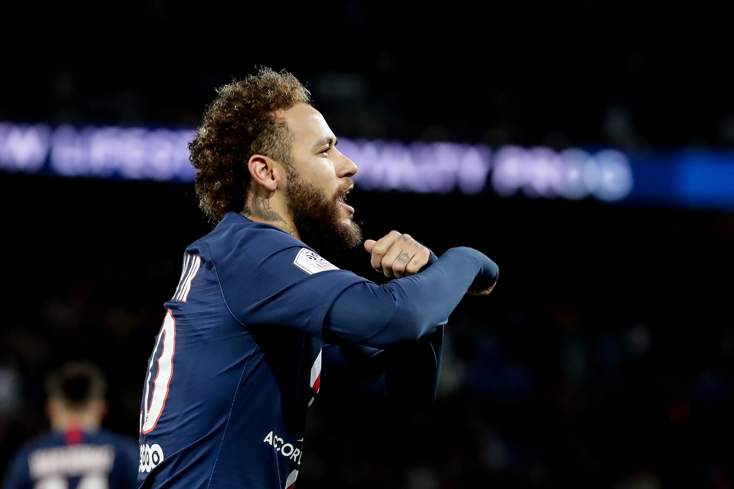 PARIS, FRANCE - DECEMBER 21: Neymar Jr of Paris Saint Germain celebrates during the French League 1  match between Paris Saint Germain v Amiens SC at the Parc des Princes on December 21, 2019 in Paris France (Photo by Angelo Blankespoor/Soccrates/Getty Im