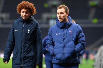 LONDON, ENGLAND - JANUARY 11: Christian Eriksen of Tottenham Hotspur arrives at the stadium prior to the Premier League match between Tottenham Hotspur and Liverpool FC at Tottenham Hotspur Stadium on January 11, 2020 in London, United Kingdom. (Photo by 