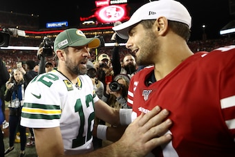 SANTA CLARA, CALIFORNIA - NOVEMBER 24:  Aaron Rodgers #12 of the Green Bay Packers shakes hands with Jimmy Garoppolo #10 of the San Francisco 49ers after their game at Levi's Stadium on November 24, 2019 in Santa Clara, California. (Photo by Ezra Shaw/Get