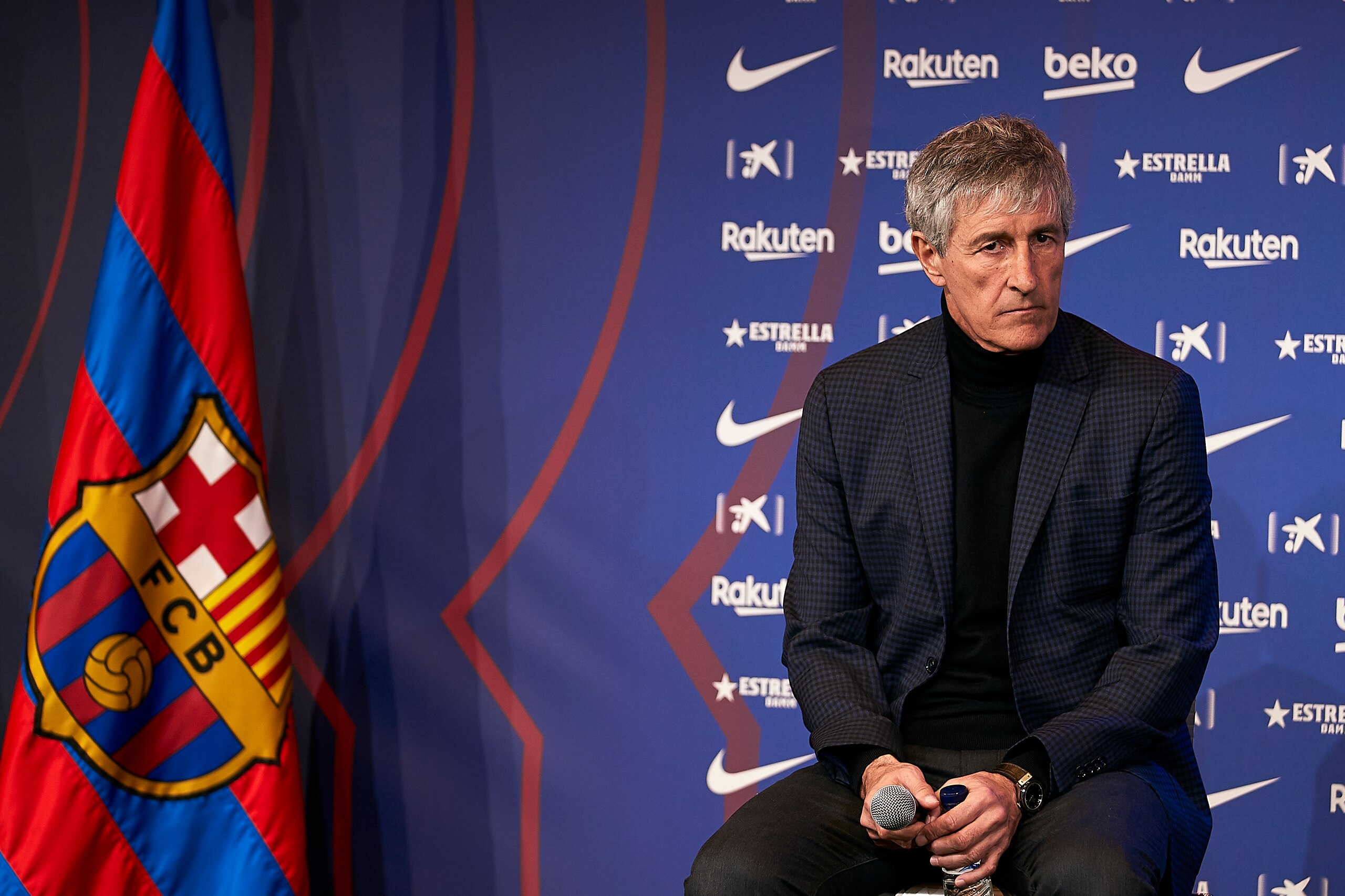 BARCELONA, SPAIN - JANUARY 14: New FC Barcelona head coach Quique Setien during the press conference during his unveiling at Camp Nou on January 14, 2020 in Barcelona, Spain. (Photo by Quality Sport Images/Getty Images)