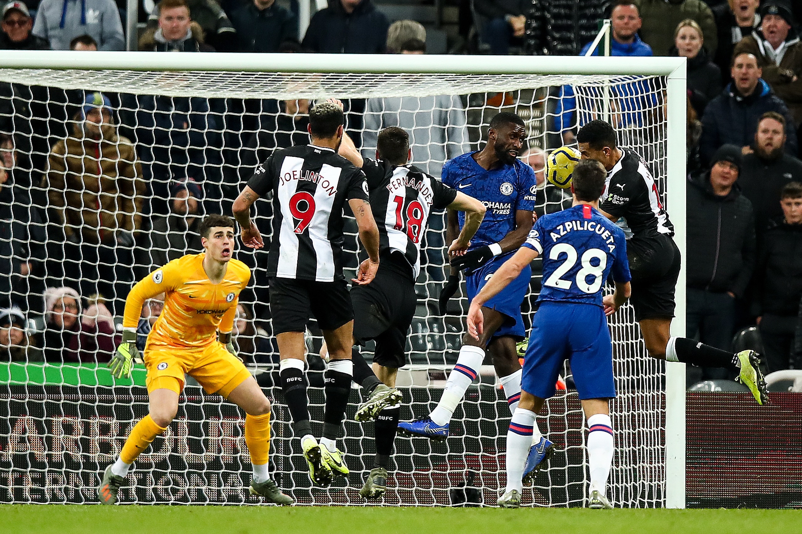 NEWCASTLE UPON TYNE, ENGLAND - JANUARY 18: Isaac Hayden of Newcastle United scores a goal to make it 1-0 during the Premier League match between Newcastle United and Chelsea FC at St. James Park on January 18, 2020 in Newcastle upon Tyne, United Kingdom. 