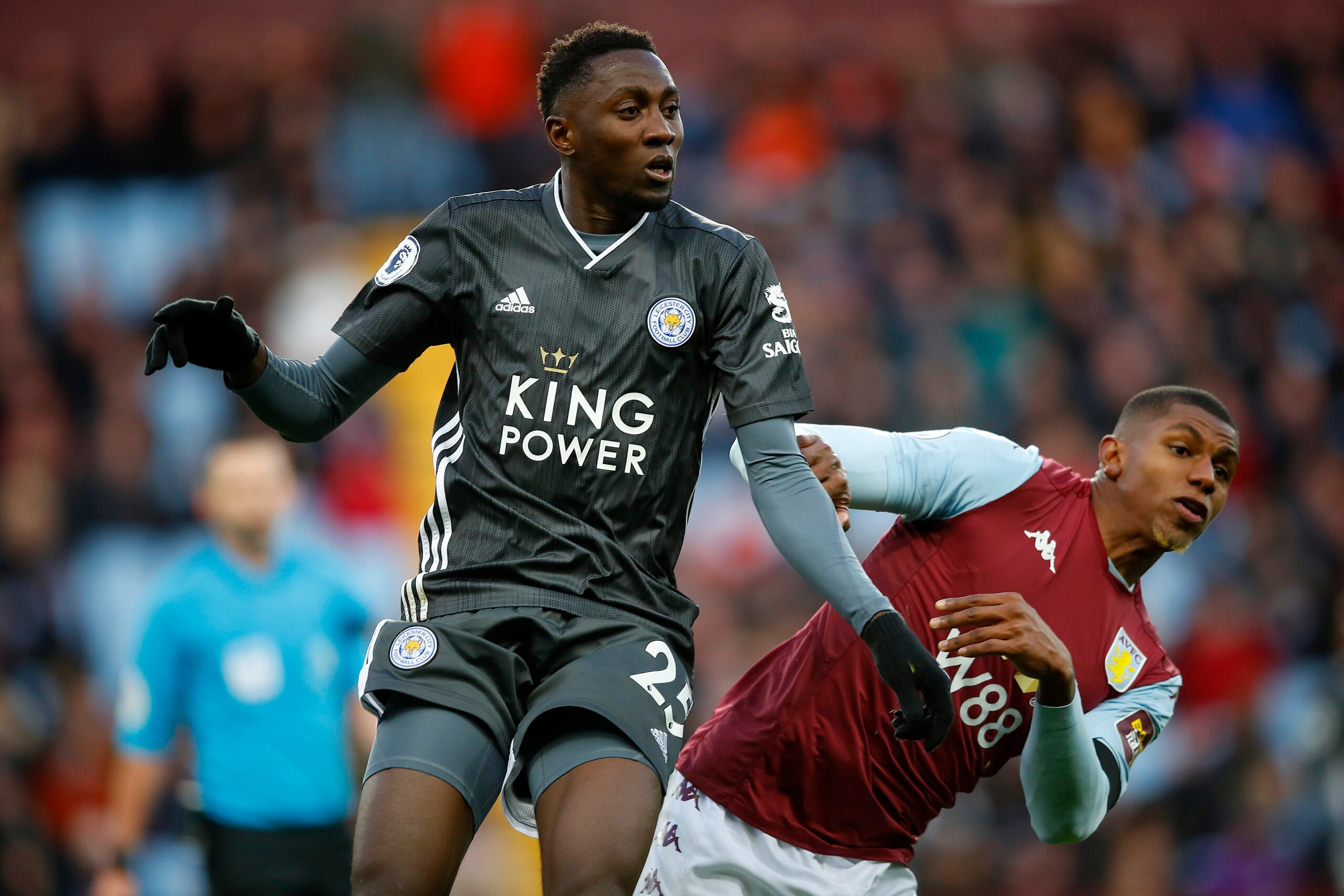 BIRMINGHAM, ENGLAND - DECEMBER 08: Wilfred Ndidi of Leicester City challenges Wesley Moraes of Aston Villa during the Premier League match between Aston Villa and Leicester City at Villa Park on December 08, 2019 in Birmingham, United Kingdom. (Photo by M