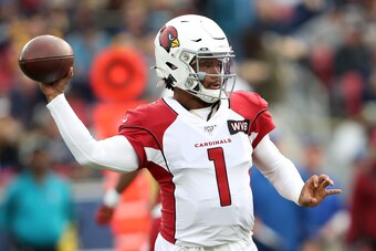 LOS ANGELES, CALIFORNIA - DECEMBER 29: Kyler Murray #1 of the Arizona Cardinals passes the ball during the second half of a game against the Los Angeles Rams at Los Angeles Memorial Coliseum on December 29, 2019 in Los Angeles, California. (Photo by Sean 