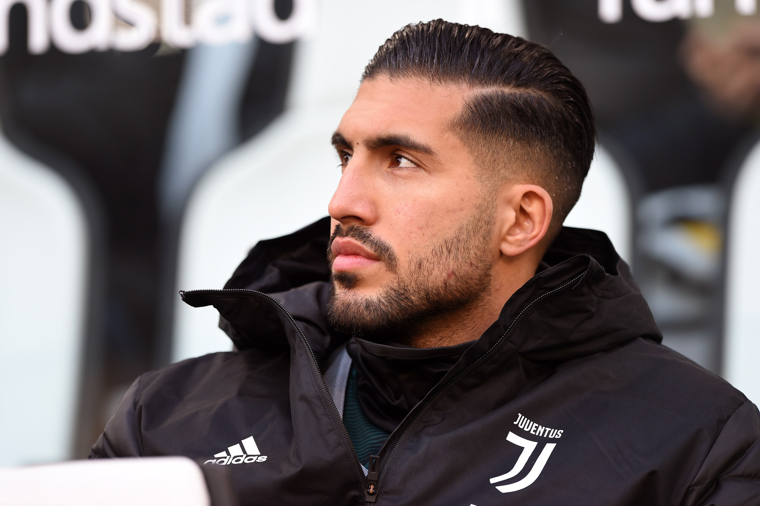 TURIN, ITALY - JANUARY 06: Emre Can of Juventus during the Serie A match between Juventus and Cagliari Calcio at Allianz Stadium on January 6, 2020 in Turin, Italy. (Photo by Chris Ricco/Getty Images) TURIN, ITALY - JANUARY 06: Emre Can of Juventus during the Serie A match between Juventus and Cagliari Calcio at Allianz Stadium on January 6, 2020 in Turin, Italy. (Photo by Chris Ricco/Getty Images)