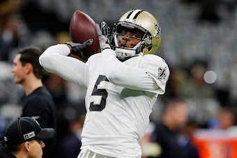 NEW ORLEANS, LOUISIANA - JANUARY 05: Teddy Bridgewater #5 of the New Orleans Saints warms up before the NFC Wild Card Playoff game against the Minnesota Vikings at Mercedes Benz Superdome on January 05, 2020 in New Orleans, Louisiana. (Photo by Kevin C. C