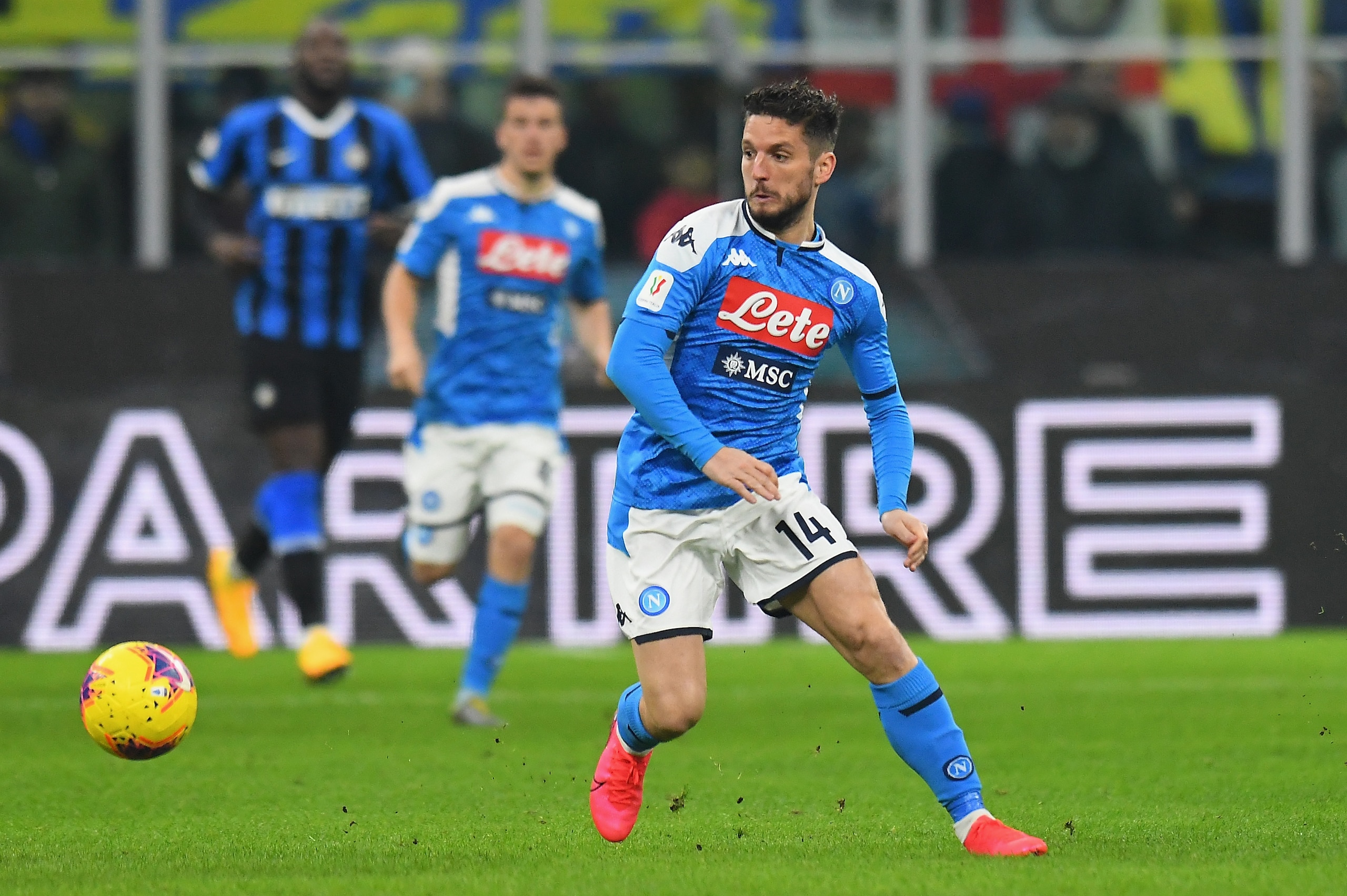 MILAN, ITALY - FEBRUARY 12: Dries Mertens of SSC Napoli in action during the Coppa Italia Semi Final match between FC Internazionale and SSC Napoli at Stadio Giuseppe Meazza on February 12, 2020 in Milan, Italy. (Photo by Alessandro Sabattini/Getty Imag MILAN, ITALY - FEBRUARY 12: Dries Mertens of SSC Napoli in action during the Coppa Italia Semi Final match between FC Internazionale and SSC Napoli at Stadio Giuseppe Meazza on February 12, 2020 in Milan, Italy. (Photo by Alessandro Sabattini/Getty Imag