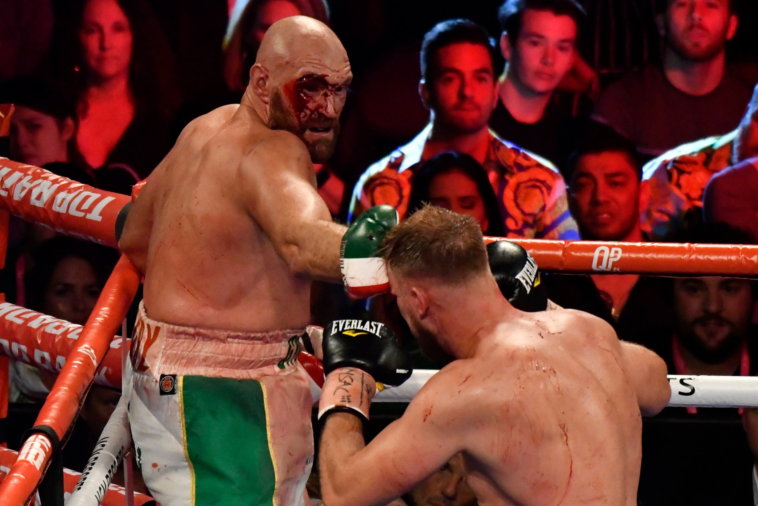 LAS VEGAS, NEVADA - SEPTEMBER 14: Tyson Fury during his heavyweight bout against Otto Wallin at T-Mobile Arena on September 14, 2019 in Las Vegas, Nevada. Tyson won by an unanimous decision after the 12-round bout.(Photo by Gene Blevins/Getty Images)