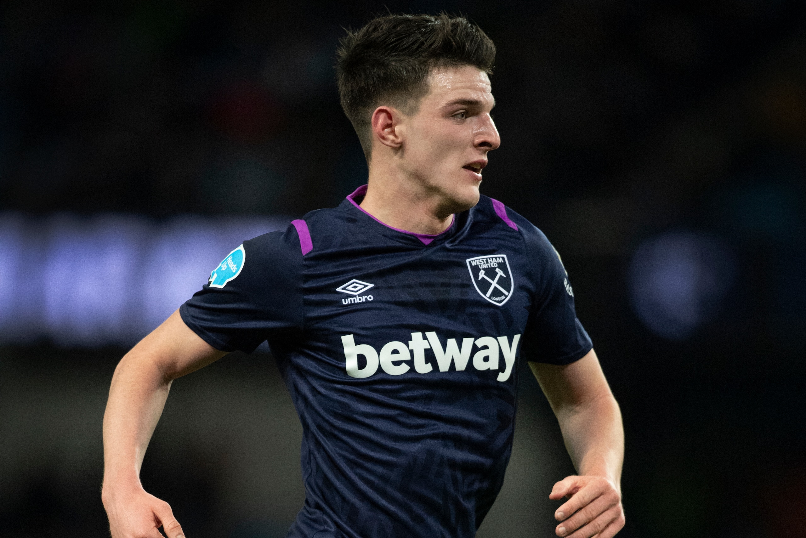 MANCHESTER, ENGLAND - FEBRUARY 19: Declan Rice of West Ham United in action during the Premier League match between Manchester City and West Ham United at Etihad Stadium on February 9, 2020 in Manchester, United Kingdom. (Photo by Visionhaus)
