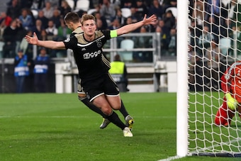 TURIN, ITALY - APRIL 16: Matthijs de Ligt of Ajax celebrates after scoring his team's second goal during the UEFA Champions League Quarter Final second leg match between Juventus and Ajax at Allianz Stadium on April 16, 2019 in Turin, Italy. (Photo by Mic