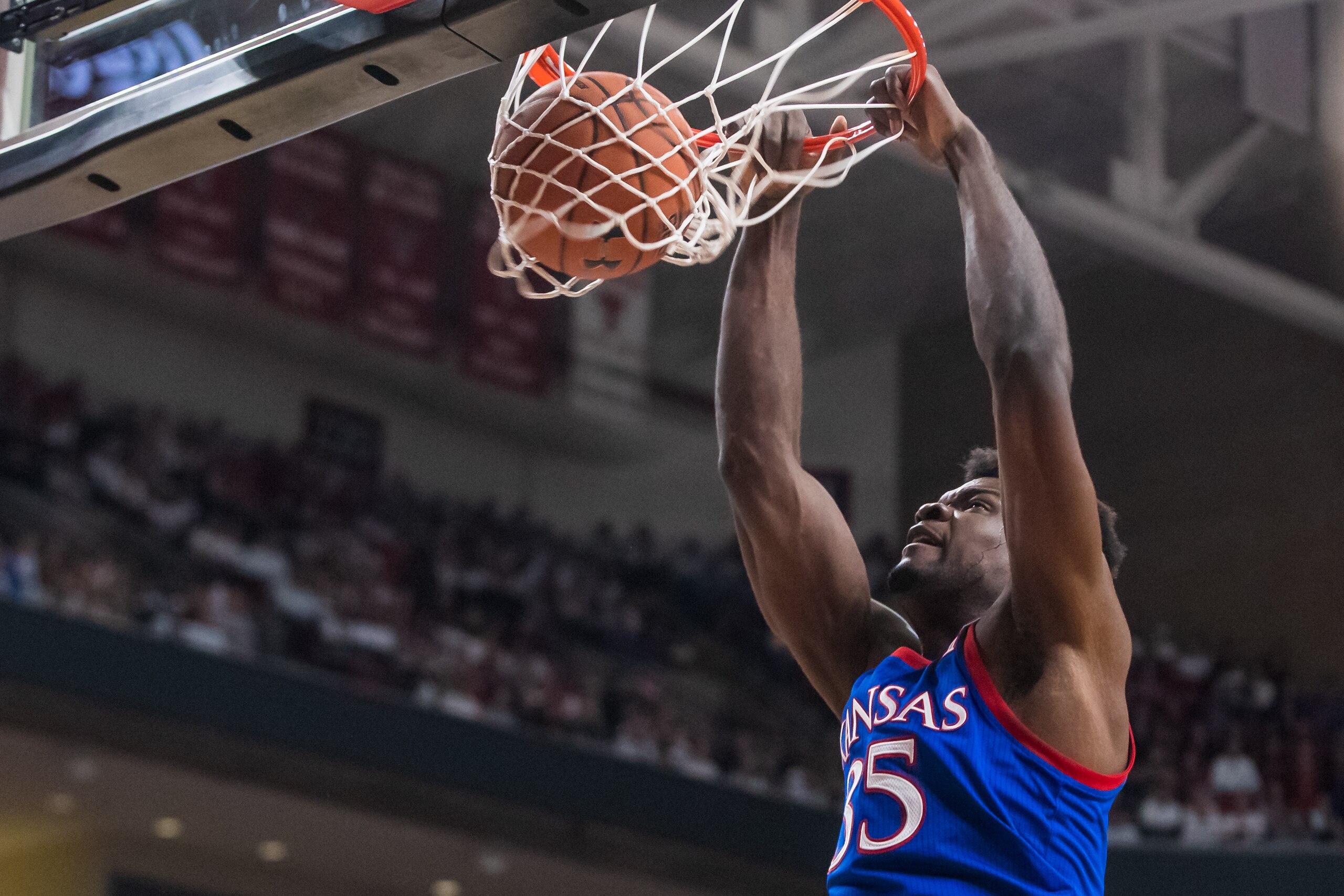 LUBBOCK, TEXAS - MARCH 07: Center Udoka Azubuike #35 of the Kansas Jayhawks dunks the ball during the first half of the college basketball game against the Texas Tech Red Raiders on March 07, 2020 at United Supermarkets Arena in Lubbock, Texas. (Photo by LUBBOCK, TEXAS - MARCH 07: Center Udoka Azubuike #35 of the Kansas Jayhawks dunks the ball during the first half of the college basketball game against the Texas Tech Red Raiders on March 07, 2020 at United Supermarkets Arena in Lubbock, Texas. (Photo by