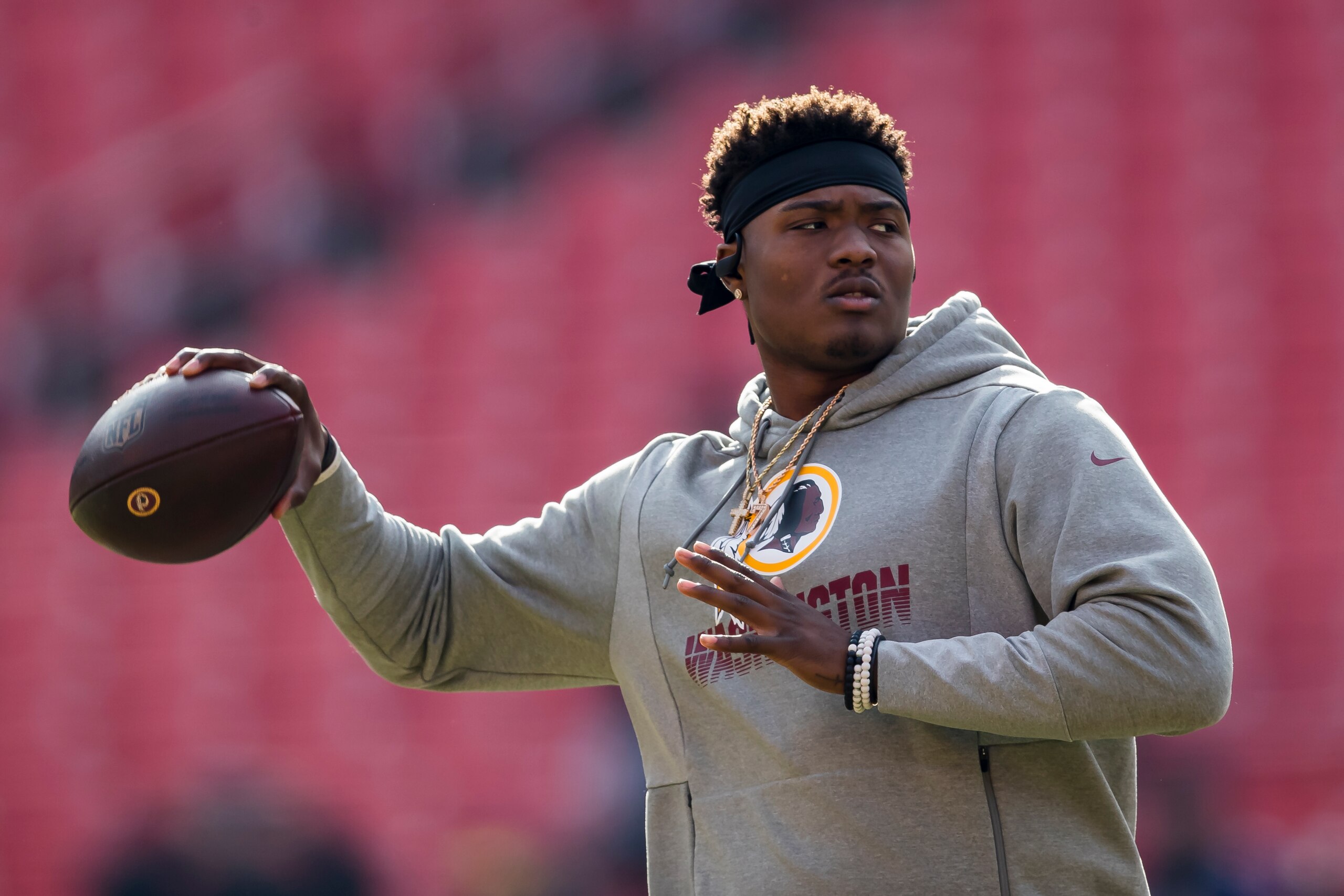 LANDOVER, MD - DECEMBER 22: Dwayne Haskins #7 of the Washington Redskins warms up before the game against the New York Giants at FedExField on December 22, 2019 in Landover, Maryland. (Photo by Scott Taetsch/Getty Images)