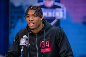 INDIANAPOLIS, IN - FEBRUARY 27: Isaiah Simmons #LB34 of the Clemson Tigers speaks to the media on day three of the NFL Combine at Lucas Oil Stadium on February 27, 2020 in Indianapolis, Indiana. (Photo by Michael Hickey/Getty Images)