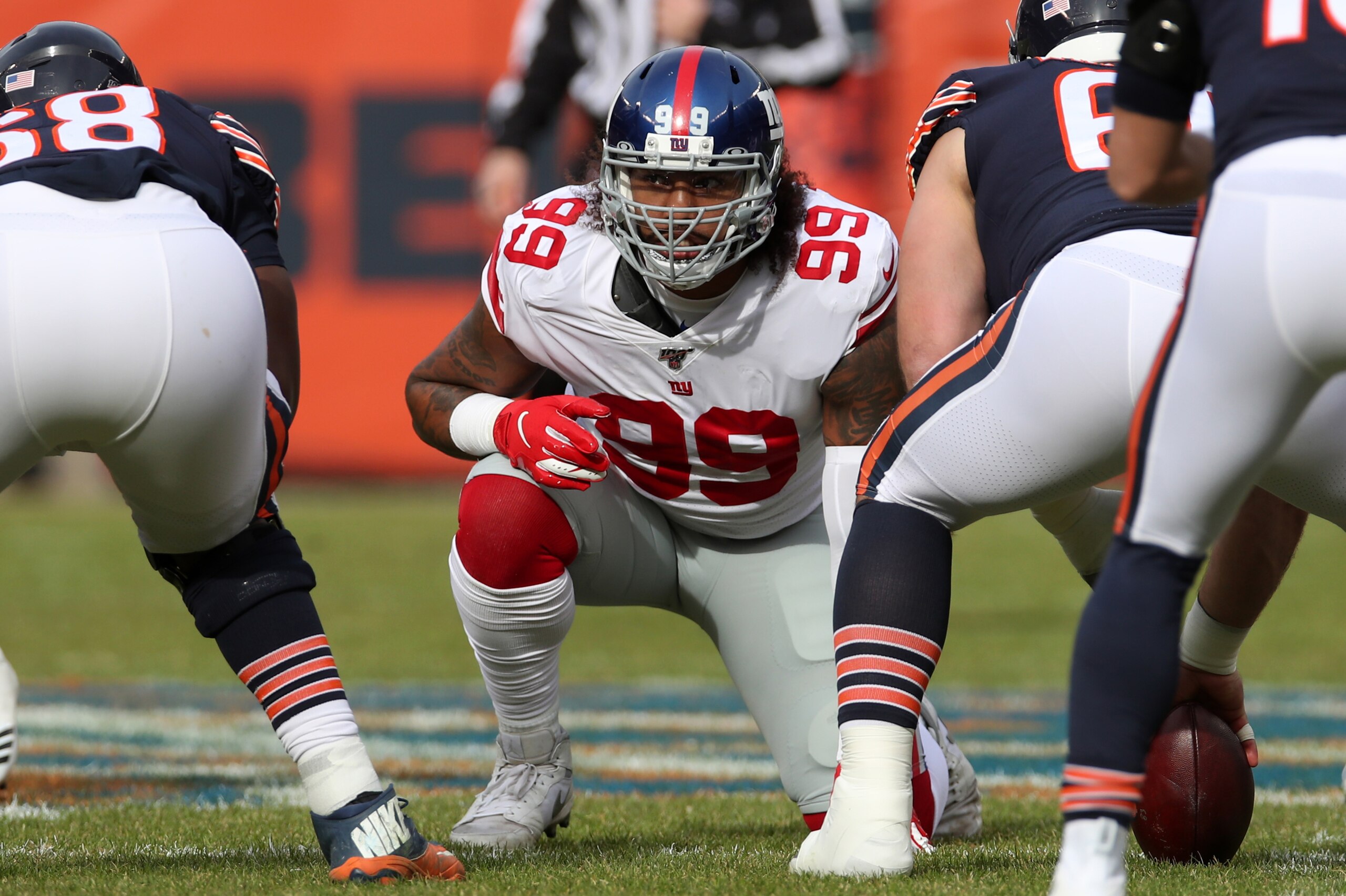 CHICAGO, IL - NOVEMBER 24:  Leonard Williams #99 of the New York Giants in action during the game against the Chicago Bears at Soldier Field on November 24, 2019 in Chicago Illinois.  The Bears defeated the Giants 19-14.  (Photo by Rob Leiter/Getty Images