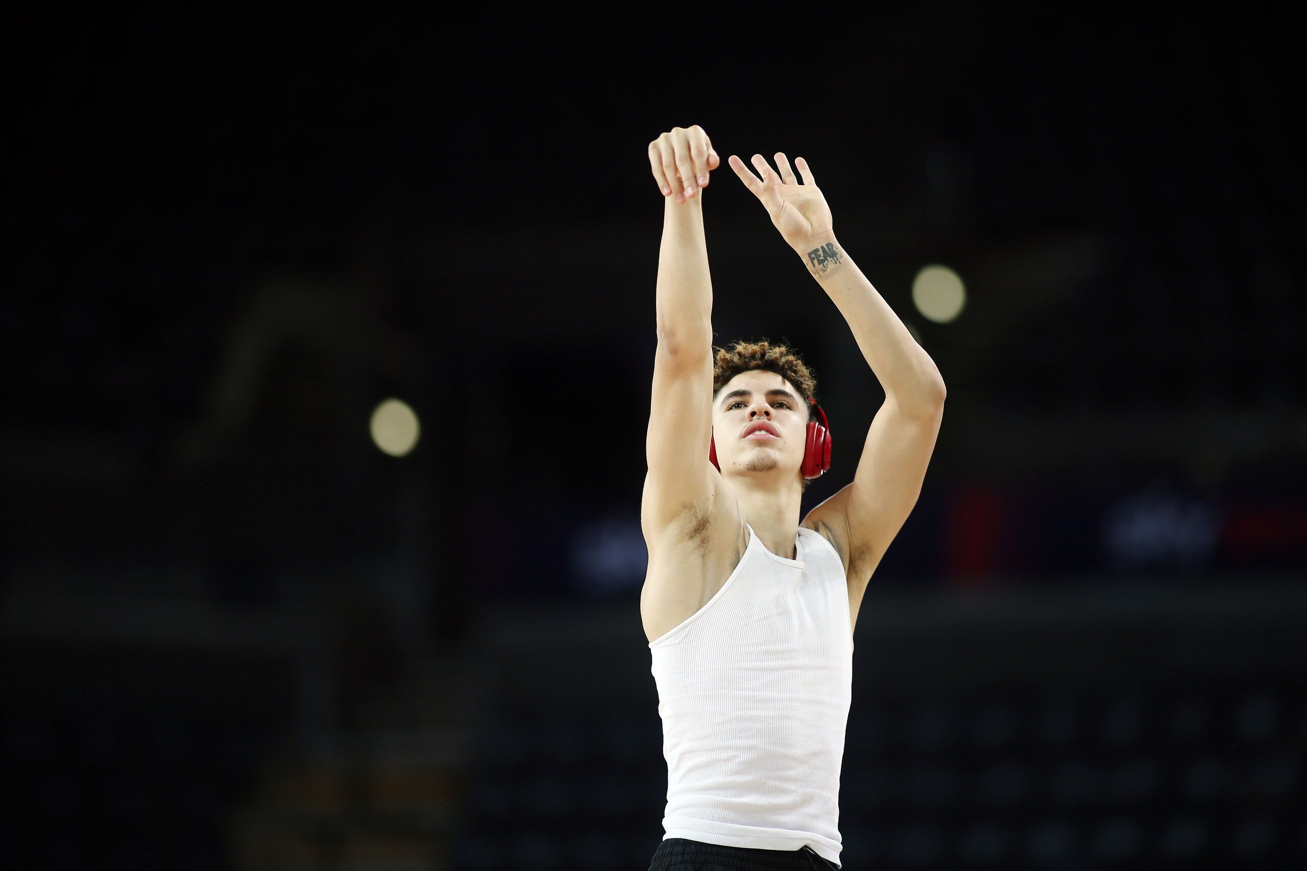 AUCKLAND, NEW ZEALAND - NOVEMBER 30: LaMelo Ball of the Hawks during warm up prior to the round 9 NBL match between the New Zealand Breakers and the Illawarra Hawks at Spark Arena on November 30, 2019 in Auckland, New Zealand. (Photo by Anthony Au-Yeung/G