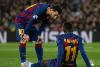 BARCELONA, SPAIN - NOVEMBER 27: Ousmane Dembele of FC Barcelona injured during the UEFA Champions League group F match between FC Barcelona and Borussia Dortmund at Camp Nou on November 27, 2019 in Barcelona, Spain. (Photo by TF-Images/Getty Images)