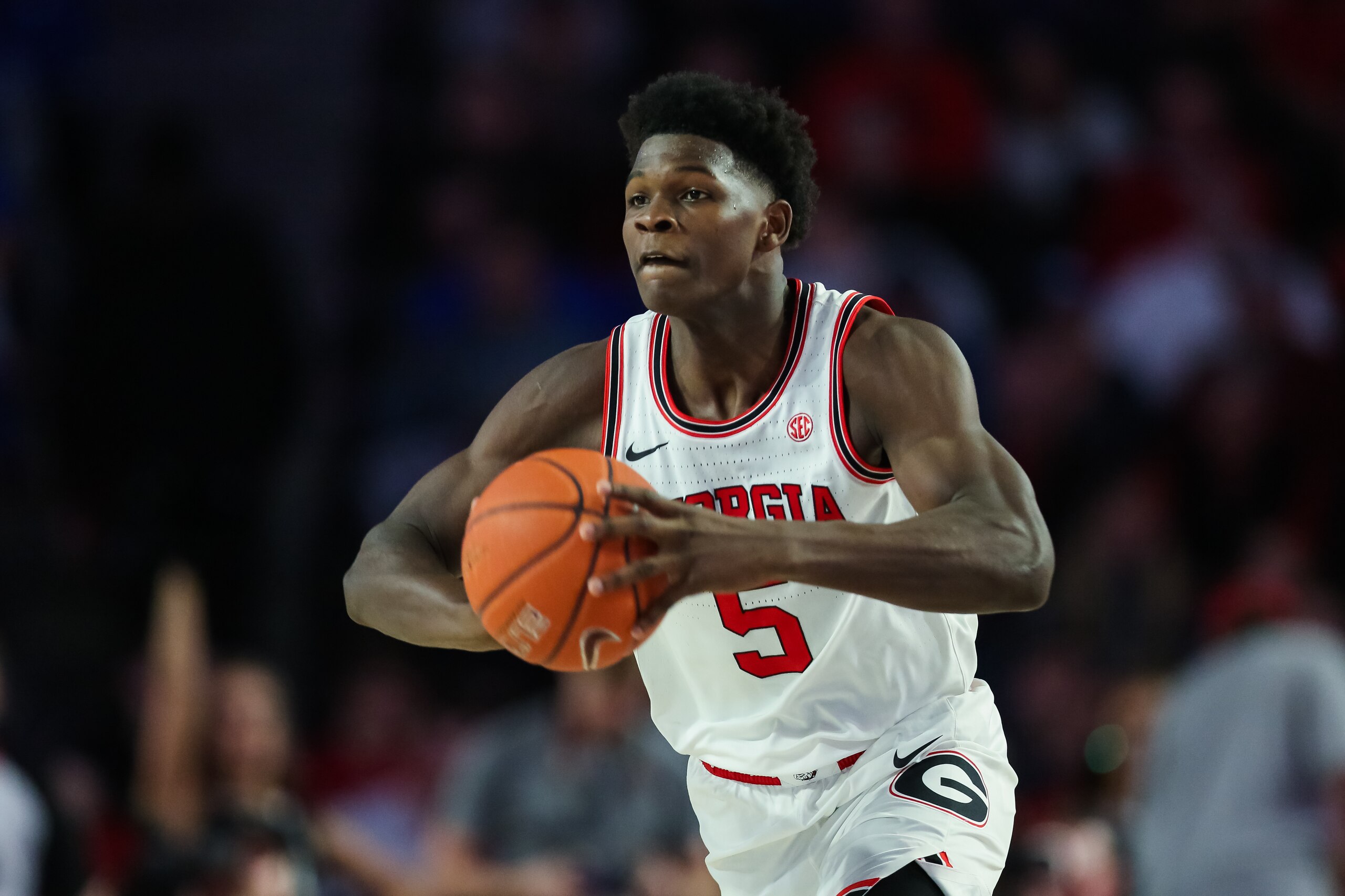 ATHENS, GA - JANUARY 7: Anthony Edwards #5 of the Georgia Bulldogs controls the ball during a game against the Kentucky Wildcats at Stegeman Coliseum on January 7, 2020 in Athens, Georgia. (Photo by Carmen Mandato/Getty Images)