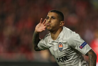 LISBON, PORTUGAL - FEBRUARY 27:Dodo of FC Shakhtar Donetsk celebrates scoring FC Shakhtar Donetsk  first goal during the UEFA Europa League round of 32 second leg match between SL Benfica and Shakhtar Donetsk at Estadio da Luz on February 27, 2020 in Lisb