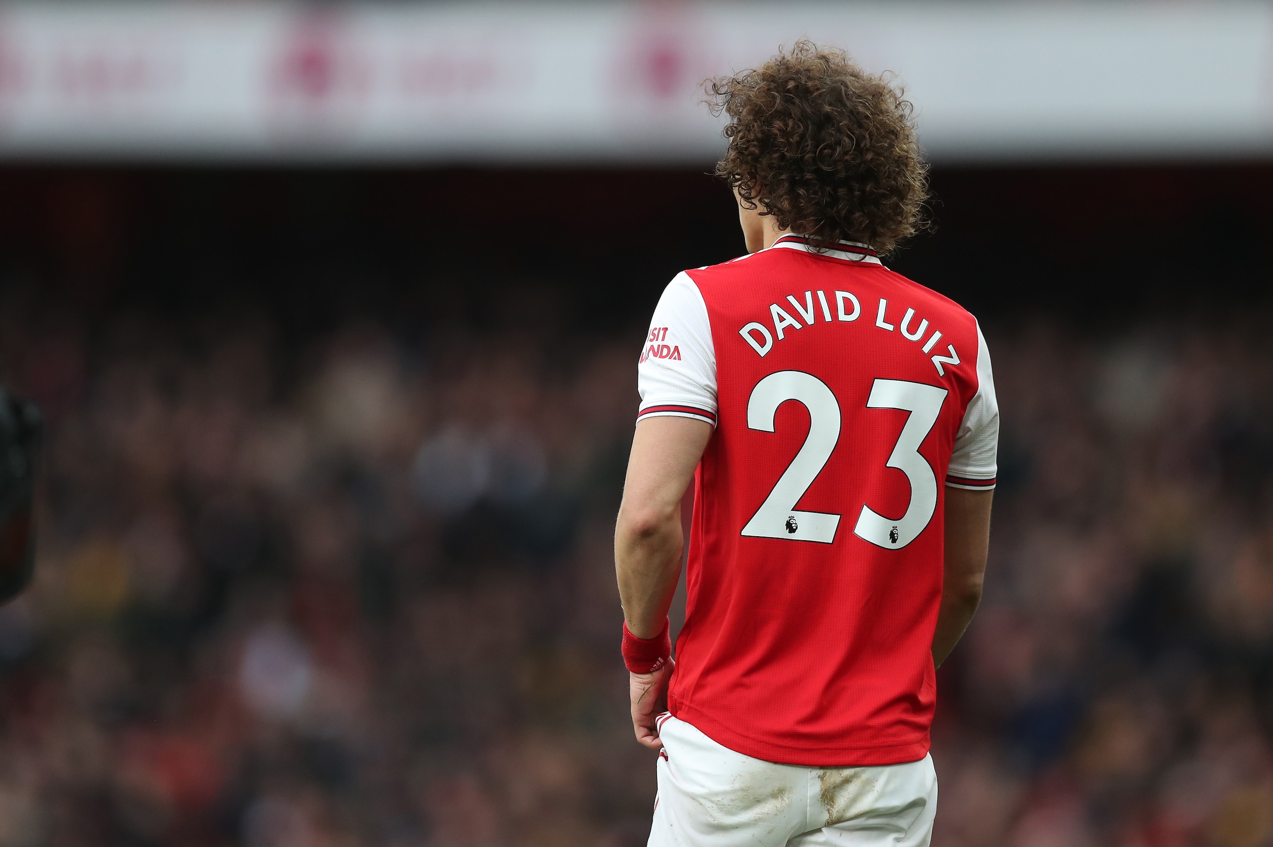 LONDON, ENGLAND - MARCH 07: David Luiz of Arsenal during the Premier League match between Arsenal FC and West Ham United at Emirates Stadium on March 07, 2020 in London, United Kingdom. (Photo by Alex Morton/Getty Images)