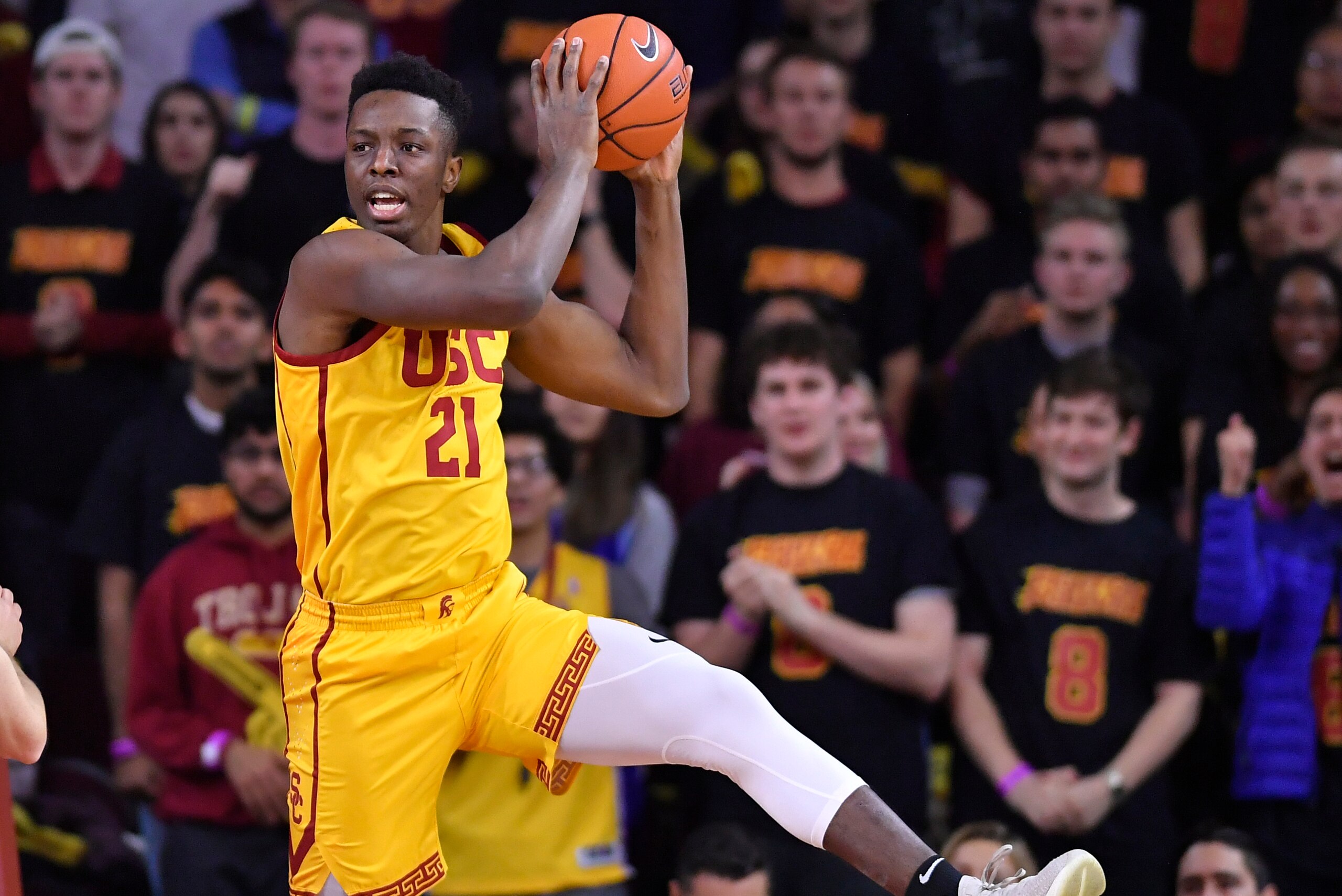 LOS ANGELES, CA - JANUARY 30: Onyeka Okongwu #21 of the USC Trojans plays against the Utah Utes at Galen Center on January 30, 2020 in Los Angeles, California. (Photo by John McCoy/Getty Images)