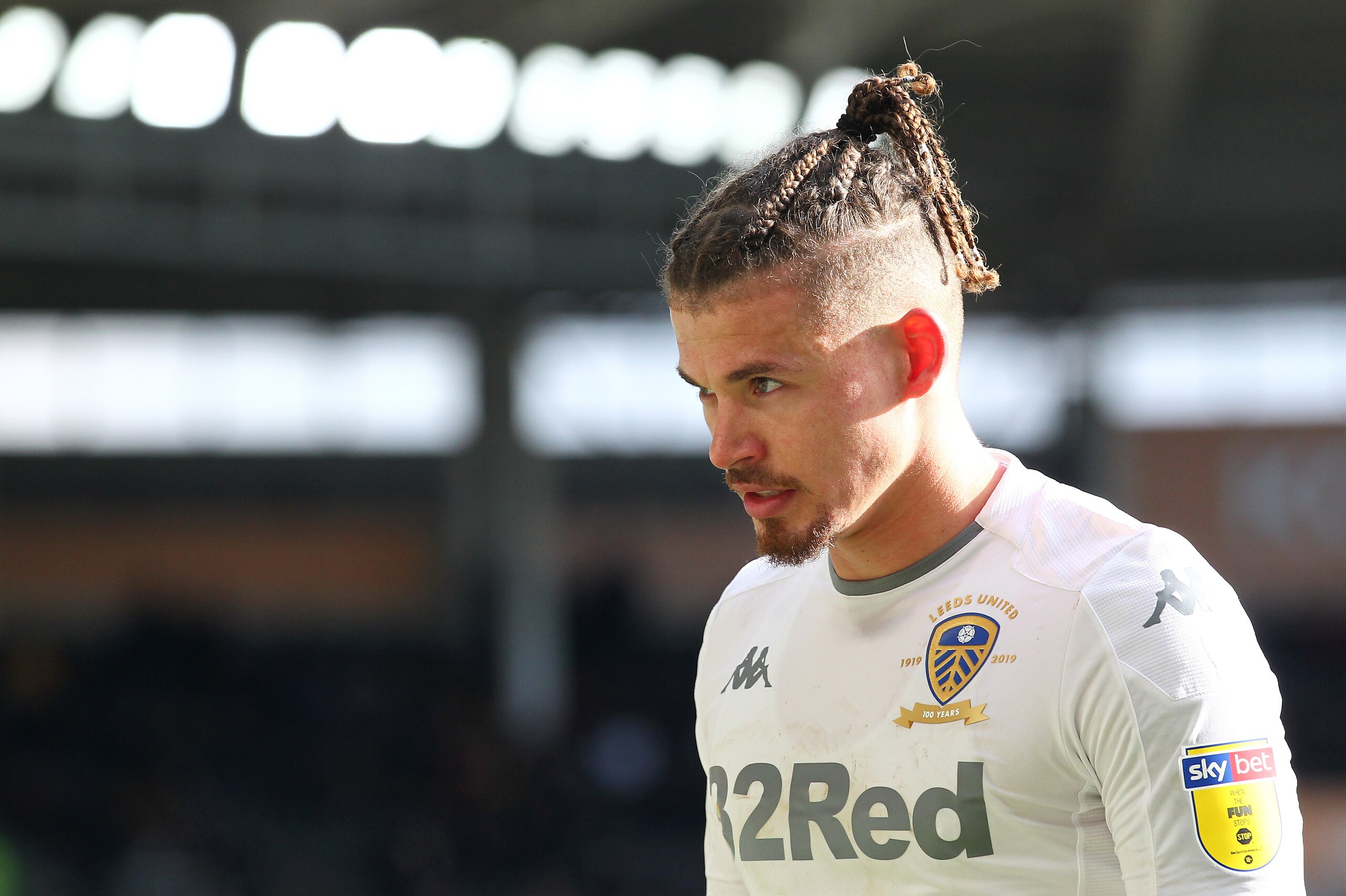 HULL, ENGLAND - FEBRUARY 29:  Kalvin Phillips of Leeds United looks on during the Sky Bet Championship match between Hull City and Leeds United at KCOM Stadium on February 29, 2020 in Hull, England. (Photo by James Gill - Danehouse/Getty Images)