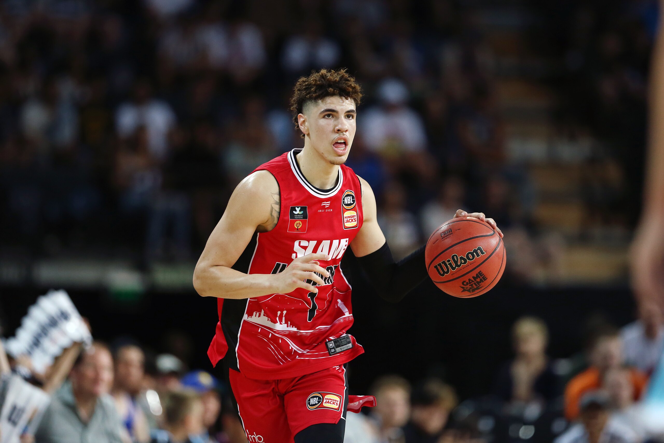 AUCKLAND, NEW ZEALAND - NOVEMBER 30: LaMelo Ball of the Hawks in action during the round 9 NBL match between the New Zealand Breakers and the Illawarra Hawks at Spark Arena on November 30, 2019 in Auckland, New Zealand. (Photo by Anthony Au-Yeung/Getty Im