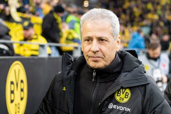 DORTMUND, GERMANY - FEBRUARY 29: (BILD ZEITUNG OUT) head coach Lucien Favre of Borussia Dortmund looks on prior to the Bundesliga match between Borussia Dortmund and Sport-Club Freiburg at Signal Iduna Park on February 29, 2020 in Dortmund, Germany. (Phot