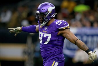 NEW ORLEANS, LOUISIANA - JANUARY 05: Everson Griffen #97 of the Minnesota Vikings reacts to a play in the NFC Wild Card Playoff game against the New Orleans Saints at Mercedes Benz Superdome on January 05, 2020 in New Orleans, Louisiana. (Photo by Sean Ga