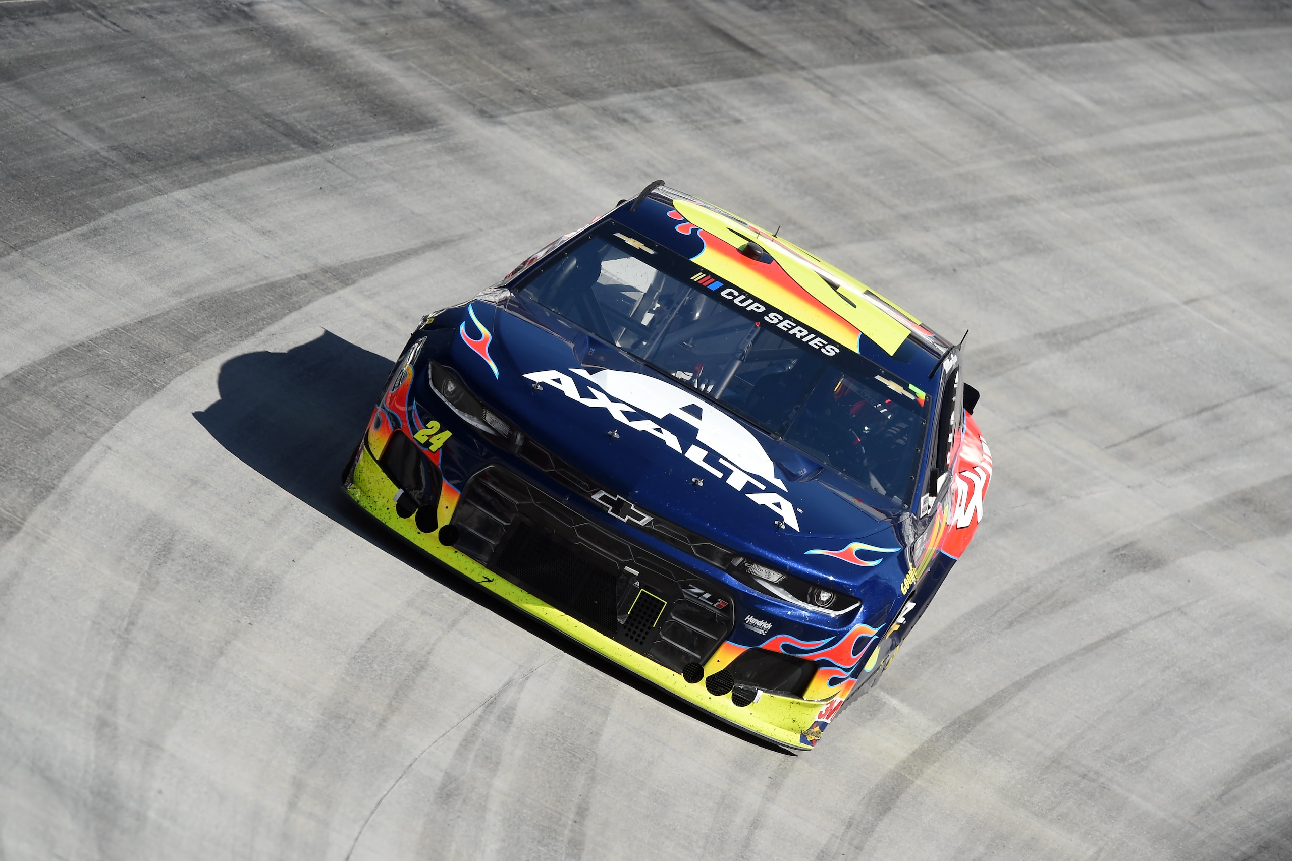 BRISTOL, TENNESSEE - MAY 31: William Byron, driver of the #24 Axalta Chevrolet, drives during the NASCAR Cup Series Food City presents the Supermarket Heroes 500 at Bristol Motor Speedway on May 31, 2020 in Bristol, Tennessee. (Photo by Jared C. Tilton/Ge