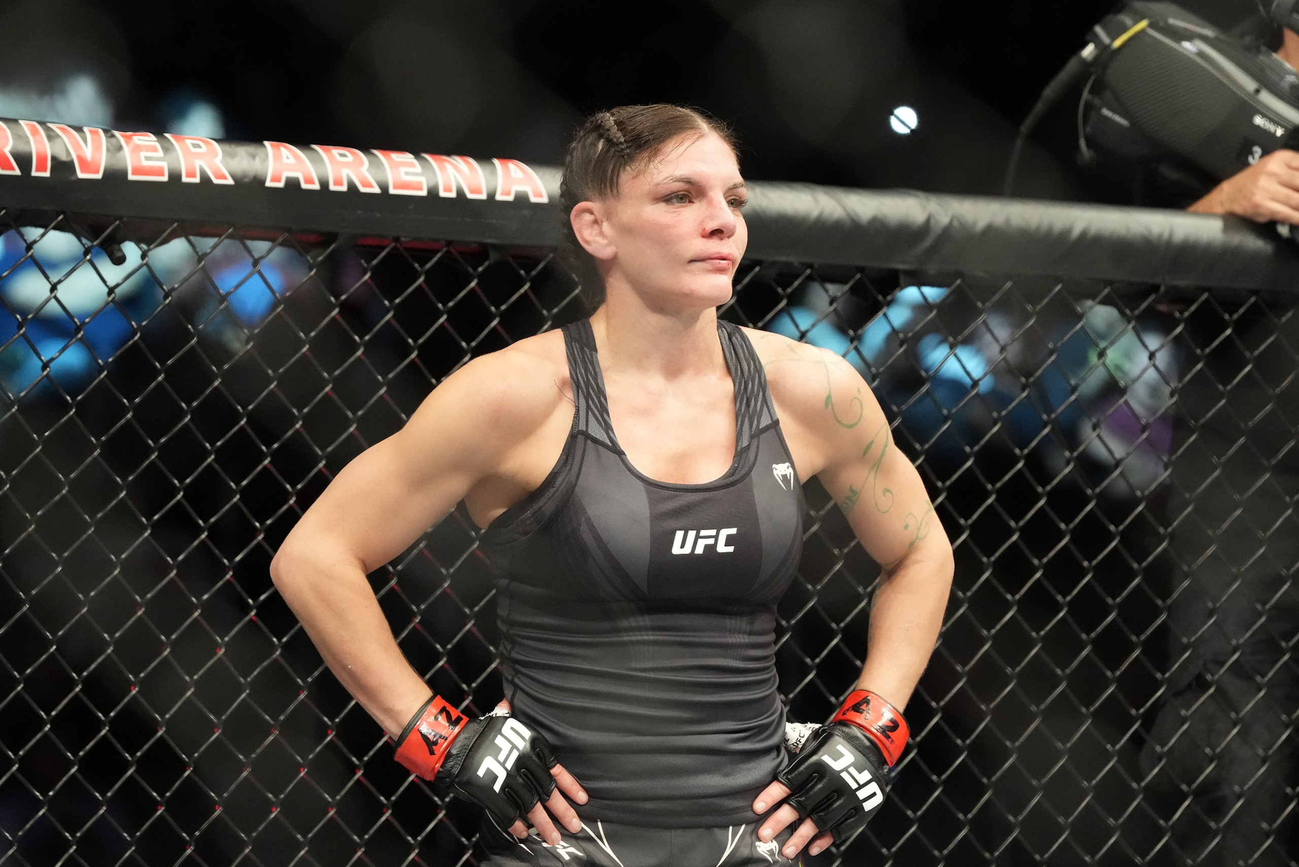 GLENDALE, AZ - JUNE 12: Lauren Murphy (red gloves) and Joanne Calderwood (blue gloves) in the octagon during UFC 263 on June 12, 2021, at Gila River Arena in Glendale, AZ. (Photo by Louis Grasse/PxImages/Icon Sportswire via Getty Images)