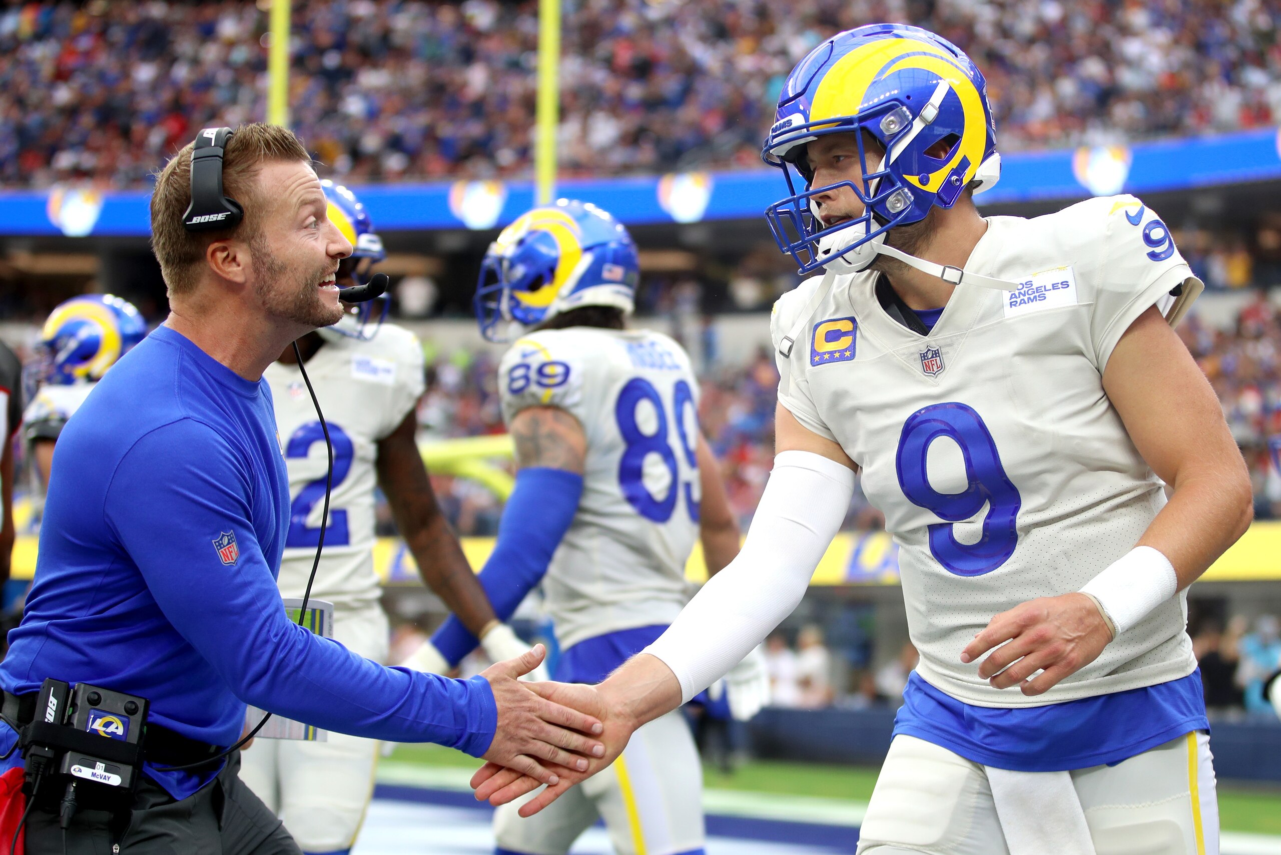 INGLEWOOD, CALIFORNIA - SEPTEMBER 26: Head coach Sean McVay of the Los Angeles Rams celebrates a third quarter touchdown throw by Matthew Stafford #9 in the game against the Tampa Bay Buccaneers at SoFi Stadium on September 26, 2021 in Inglewood, Californ