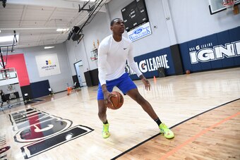 WALNUT CREEK, CA - SEPTEMBER 14: Michael Foster Jr. of Team Ignite dribbles the ball during an NBA G League Practice and Scrimmage on September 14, 2021 at Ultimate Fieldhouse in Walnut Creek, California. NOTE TO USER: User expressly acknowledges and agre