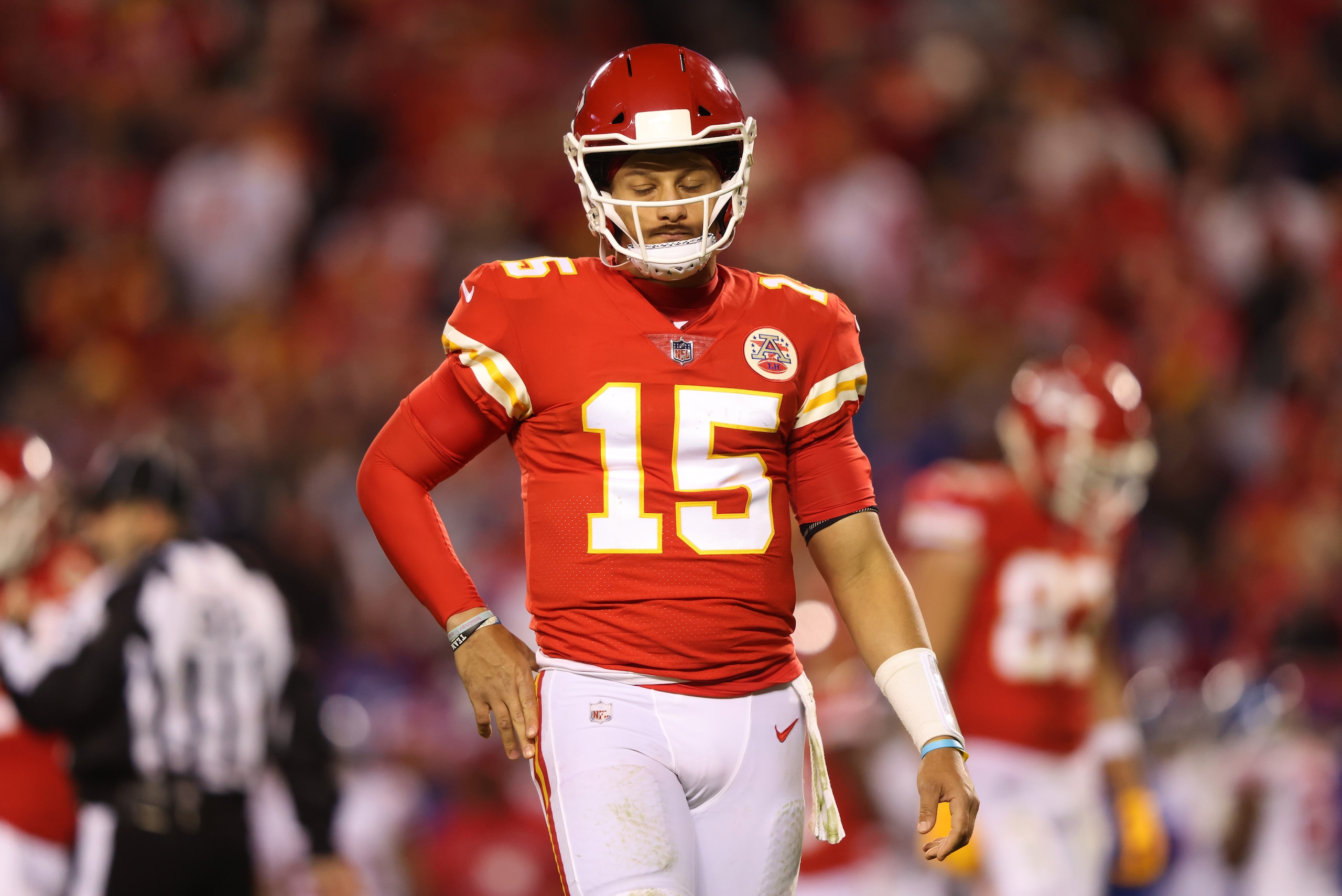 KANSAS CITY, MISSOURI - NOVEMBER 01: Patrick Mahomes #15 of the Kansas City Chiefs reacts after a penalty is called during the second half against the New York Giants at Arrowhead Stadium on November 01, 2021 in Kansas City, Missouri. (Photo by Jamie Squi KANSAS CITY, MISSOURI - NOVEMBER 01: Patrick Mahomes #15 of the Kansas City Chiefs reacts after a penalty is called during the second half against the New York Giants at Arrowhead Stadium on November 01, 2021 in Kansas City, Missouri. (Photo by Jamie Squi