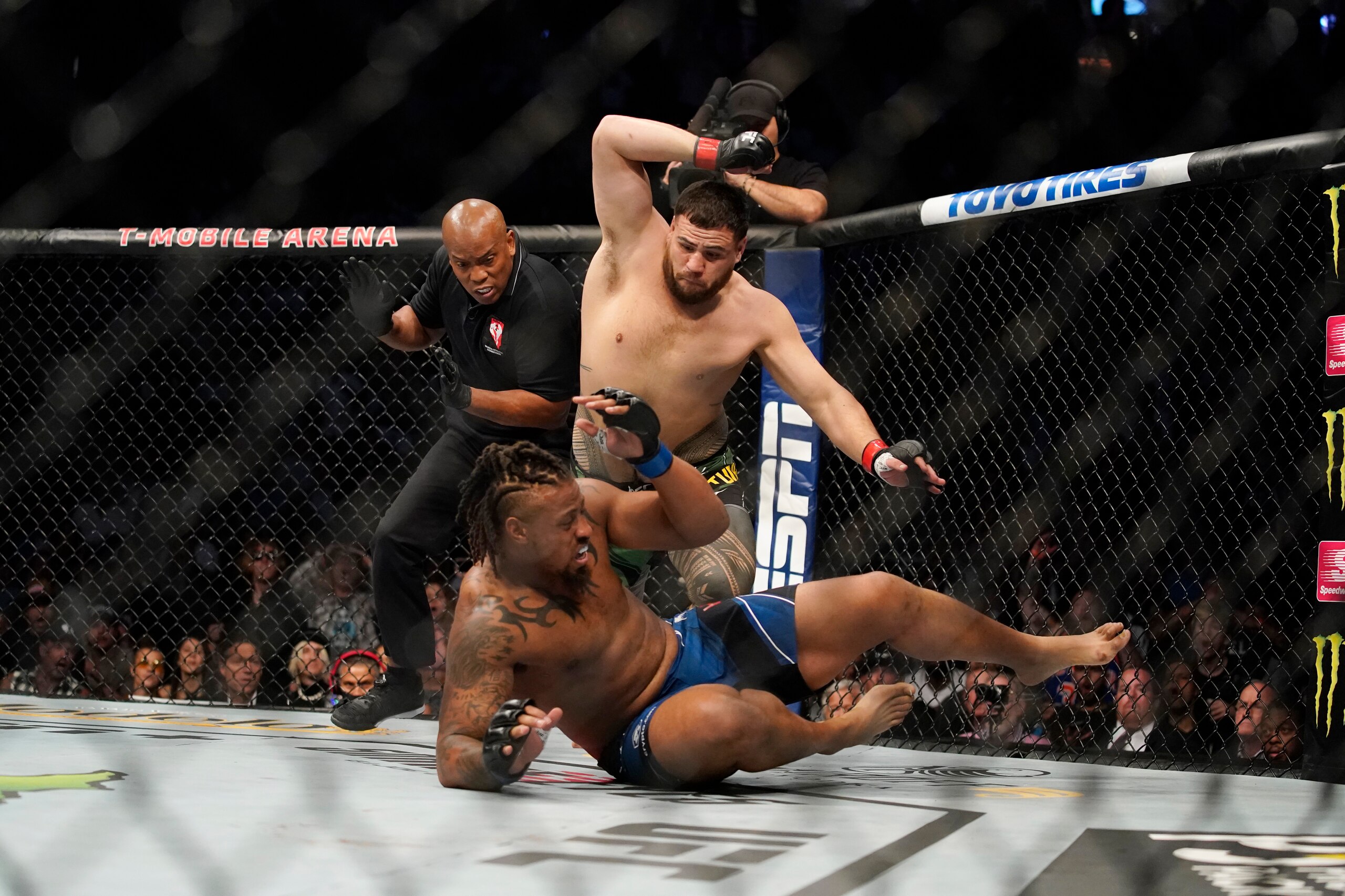 Tuivasa (top) finishes Greg Hardy