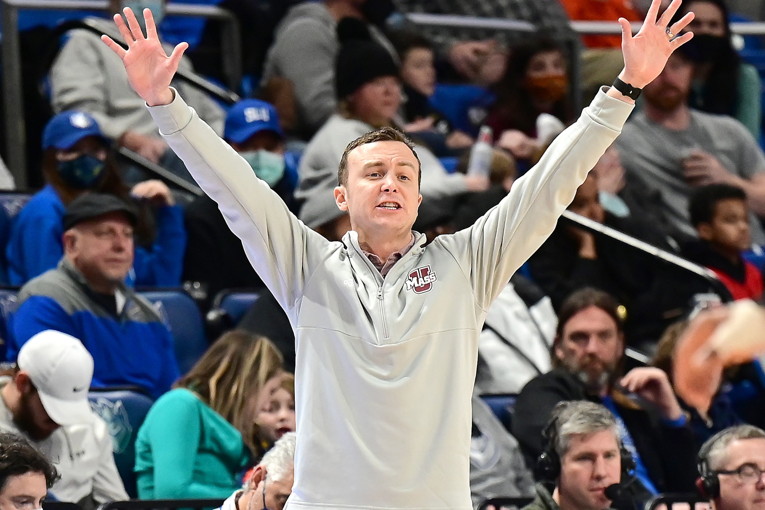 ST. LOUIS, MO - JANUARY 23: UMass head coach Matt McCall during a college basketball game between the UMass Minuteman and the Saint Louis Billikens on January 23, 2022, at Chaifetz Arena, St. Louis, MO.  (Photo by Keith Gillett/Icon Sportswire via Getty I