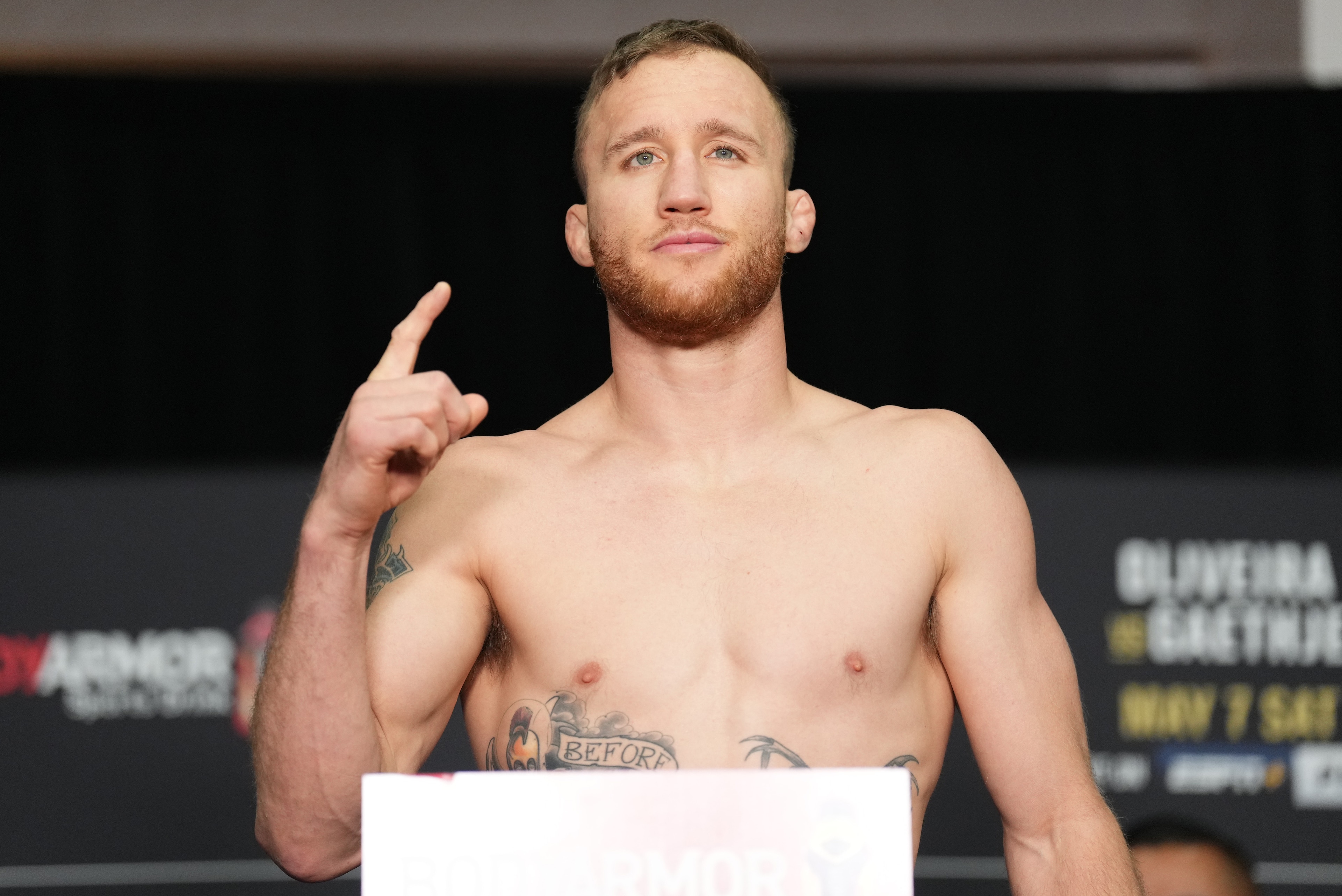 PHOENIX, ARIZONA - MAY 06: Justin Gaethje poses on the scale during the UFC 274 official weigh-in at the Hyatt Regency hotel on May 06, 2022 in Phoenix, Arizona. (Photo by Chris Unger/Zuffa LLC) PHOENIX, ARIZONA - MAY 06: Justin Gaethje poses on the scale during the UFC 274 official weigh-in at the Hyatt Regency hotel on May 06, 2022 in Phoenix, Arizona. (Photo by Chris Unger/Zuffa LLC)