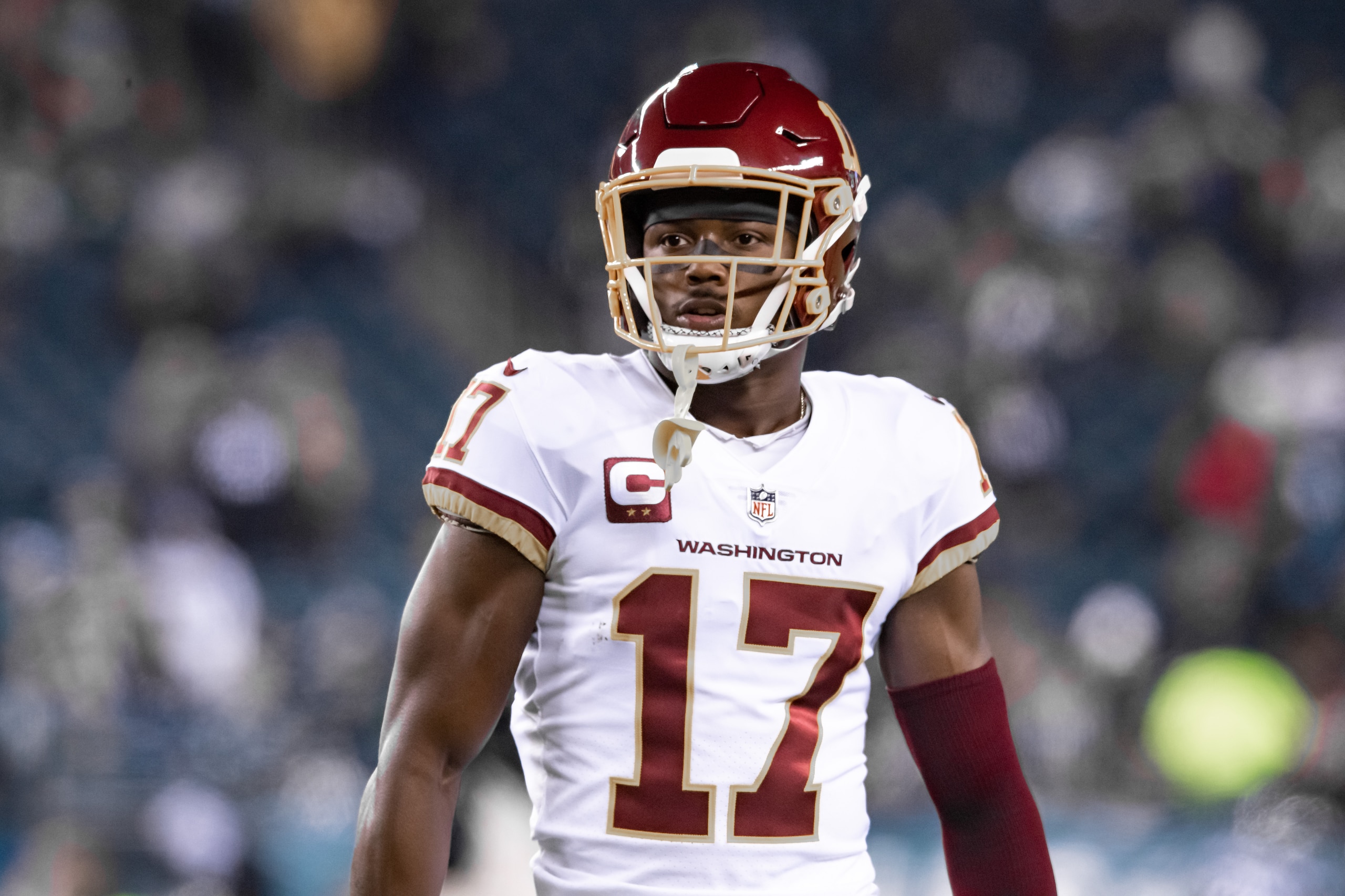 PHILADELPHIA, PA - DECEMBER 21: Washington Football Team wide receiver Terry McLaurin (17) prior to the National Football League game between the Washington Football Team and Philadelphia Eagles on Tuesday, December 21, 2021 at Lincoln Financial Field in 