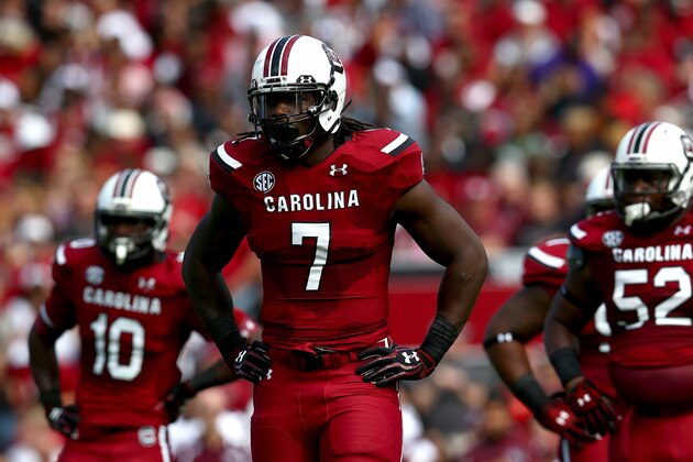 COLUMBIA, SC - NOVEMBER 02:  Jadeveon Clowney #7 of the South Carolina Gamecocks during their game at Williams-Brice Stadium on November 2, 2013 in Columbia, South Carolina.  (Photo by Streeter Lecka/Getty Images)